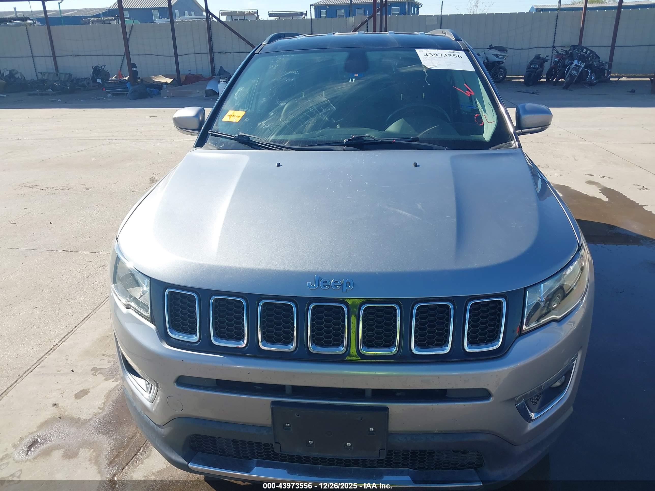 JEEP COMPASS image 6