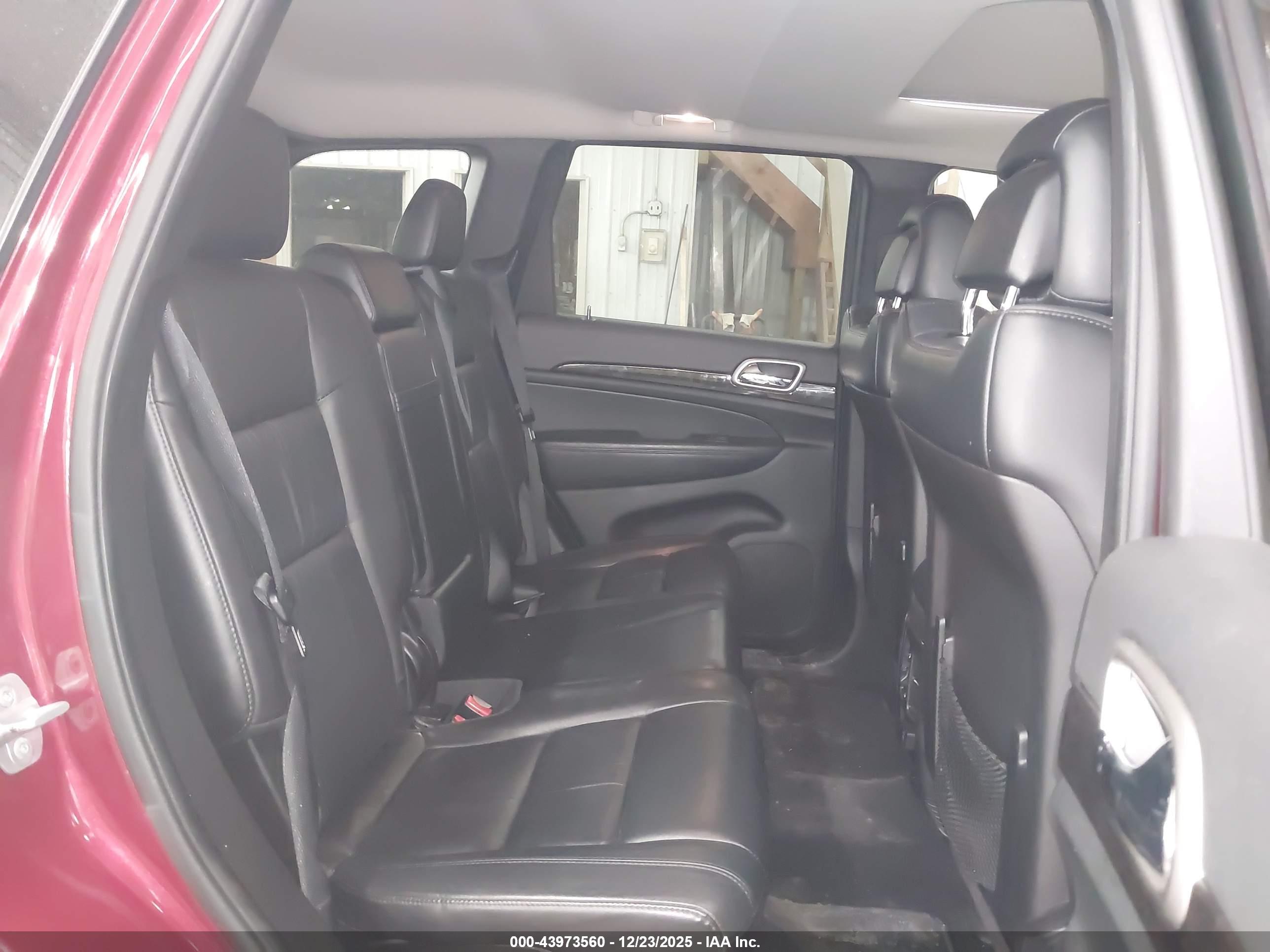 JEEP GRAND image 8