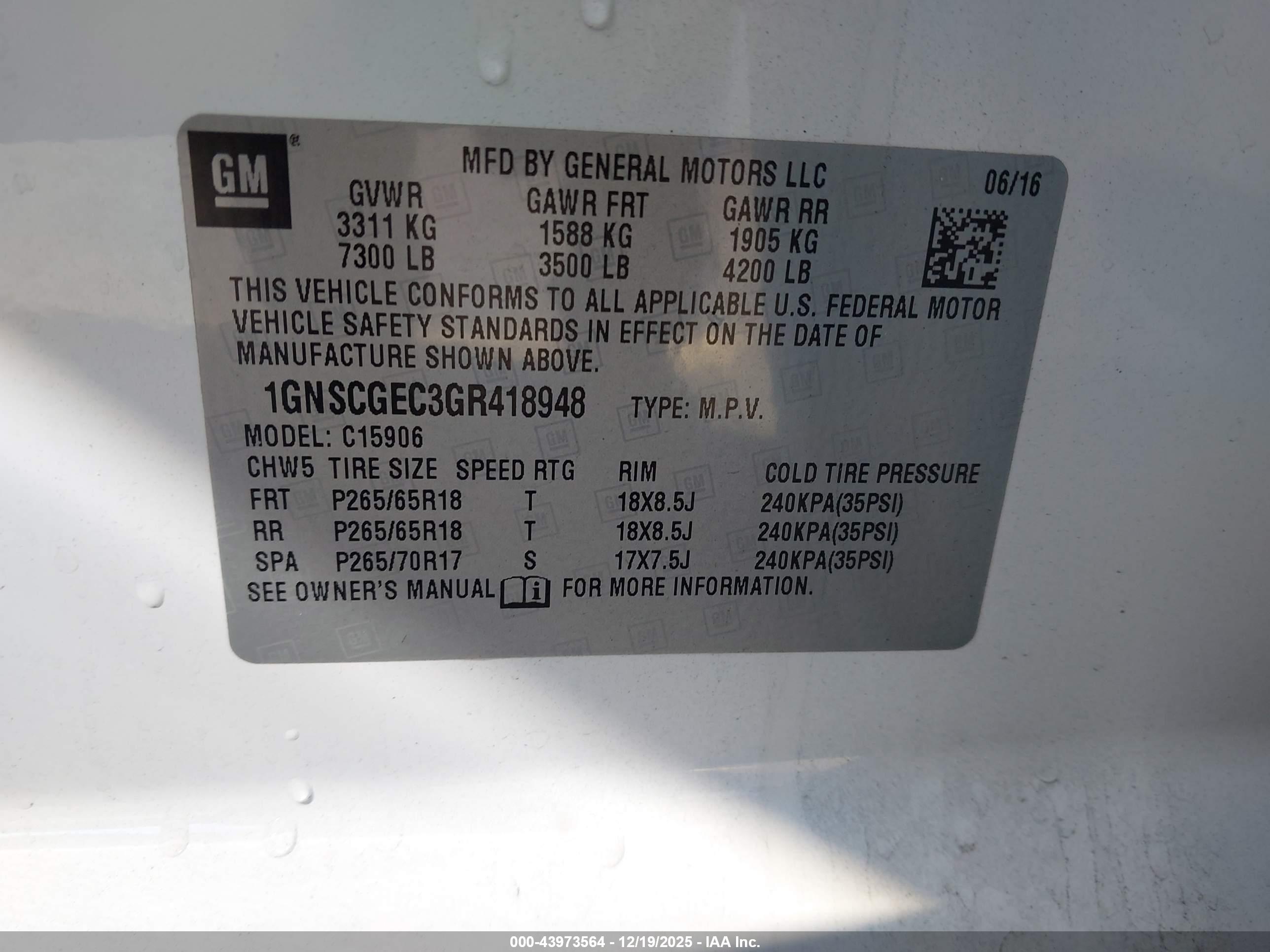 CHEVROLET SUBURBAN image 9