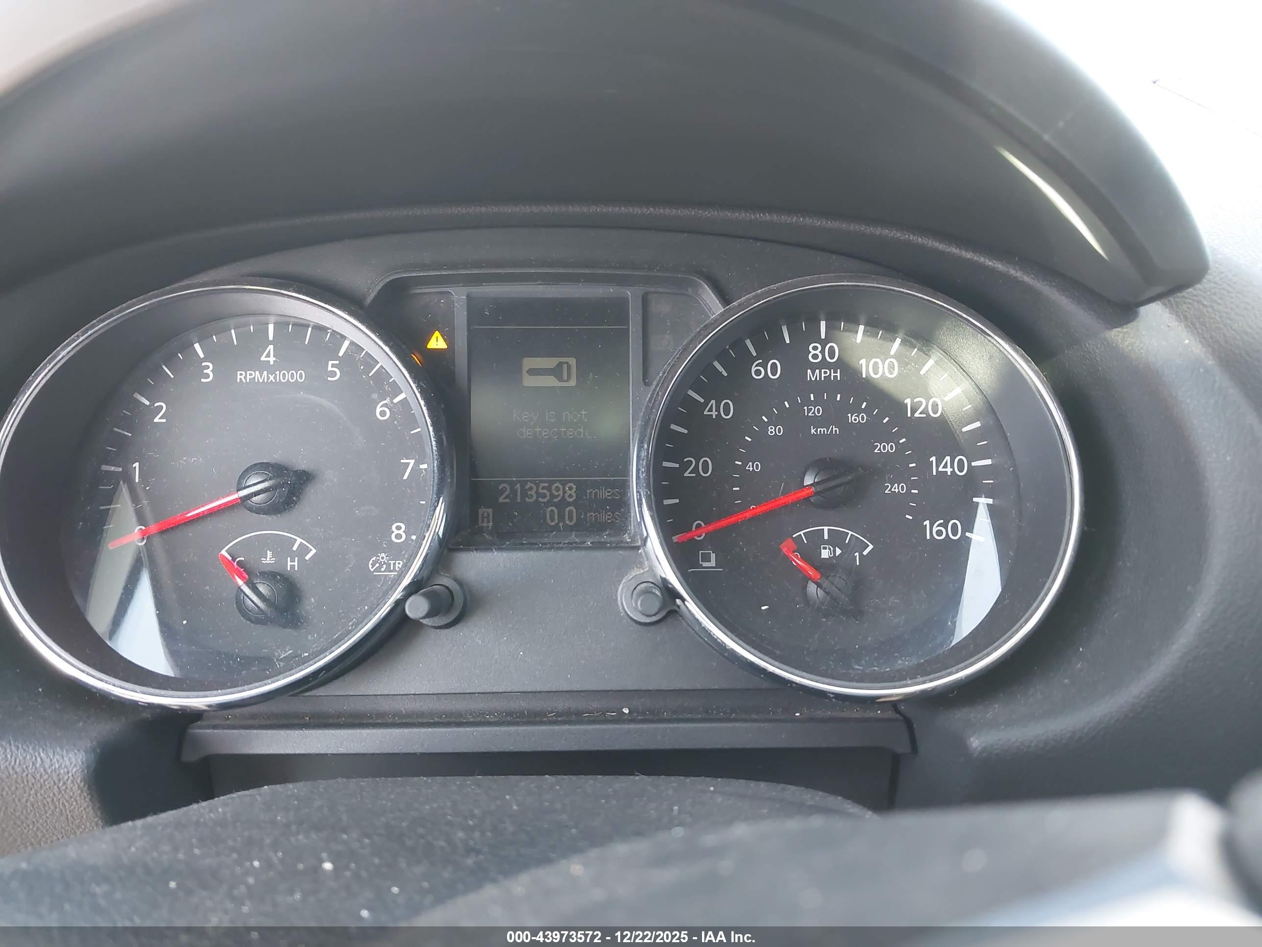 NISSAN ROGUE image 7
