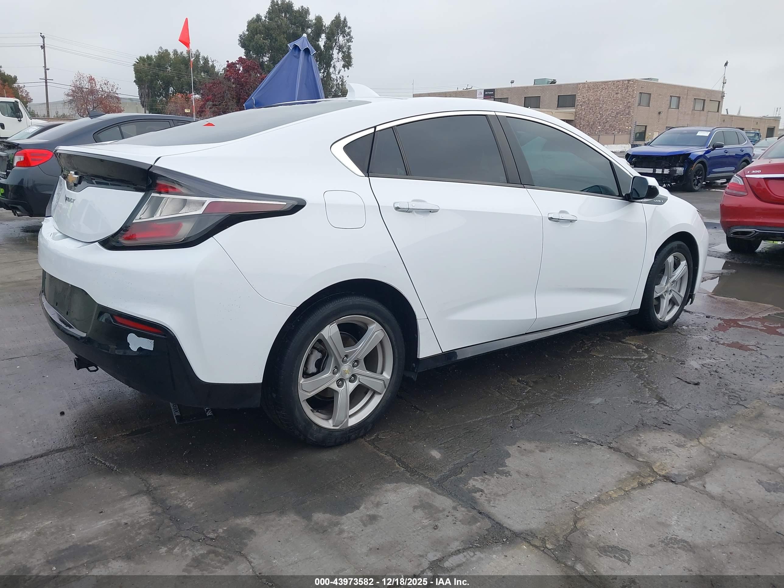CHEVROLET VOLT image 4