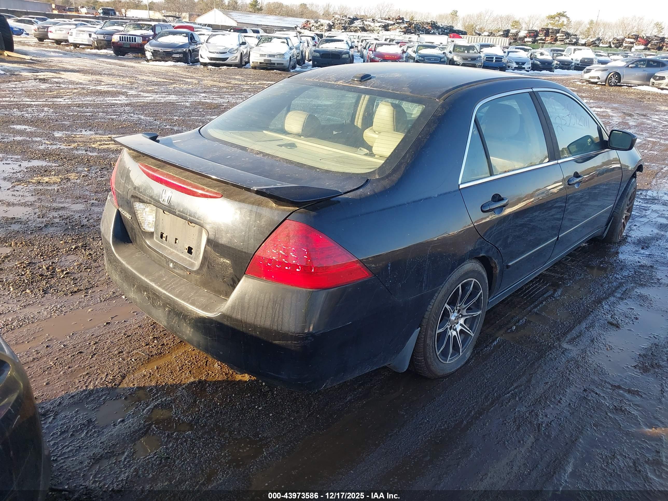 HONDA ACCORD image 4