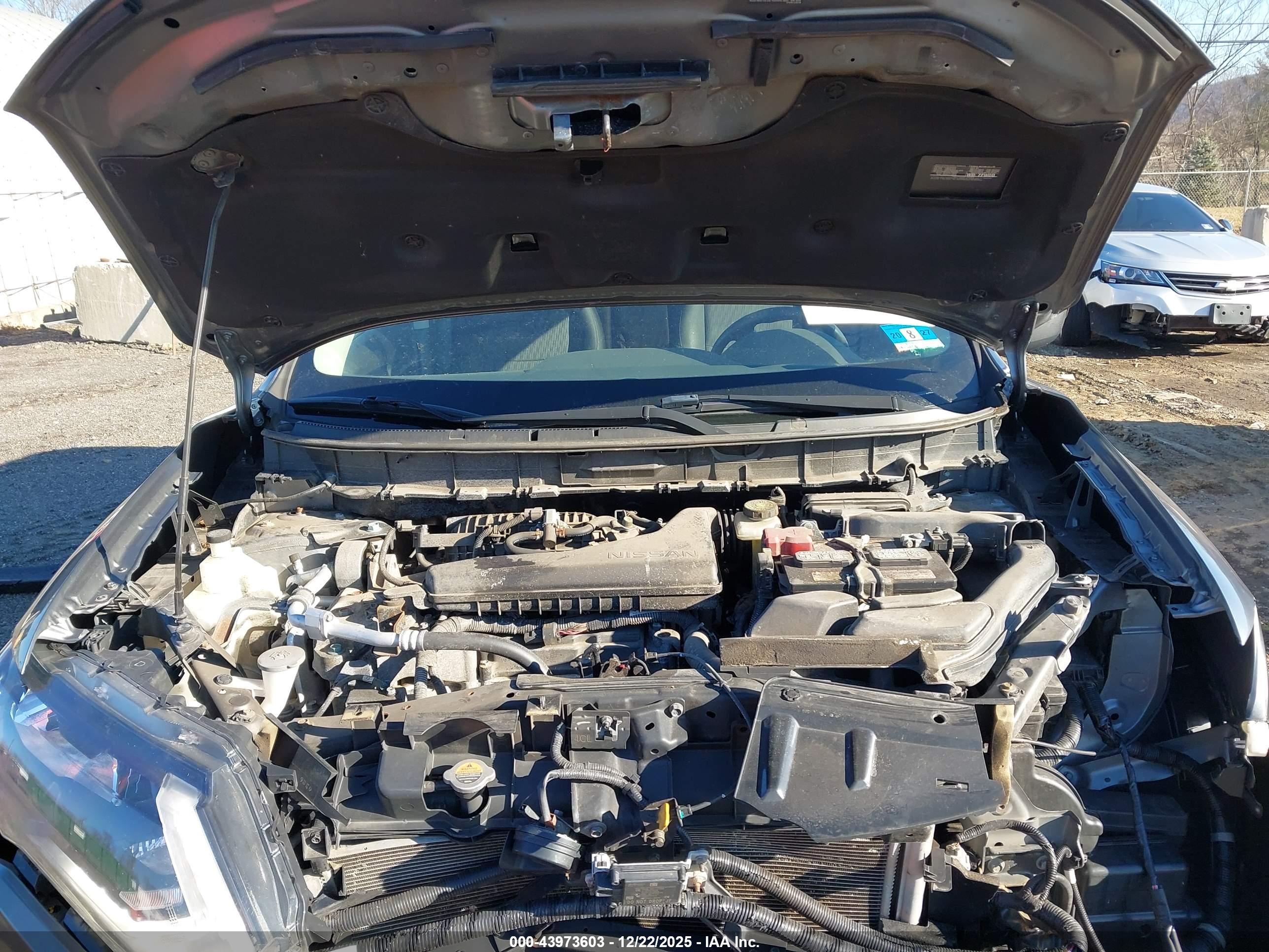 NISSAN ROGUE image 10