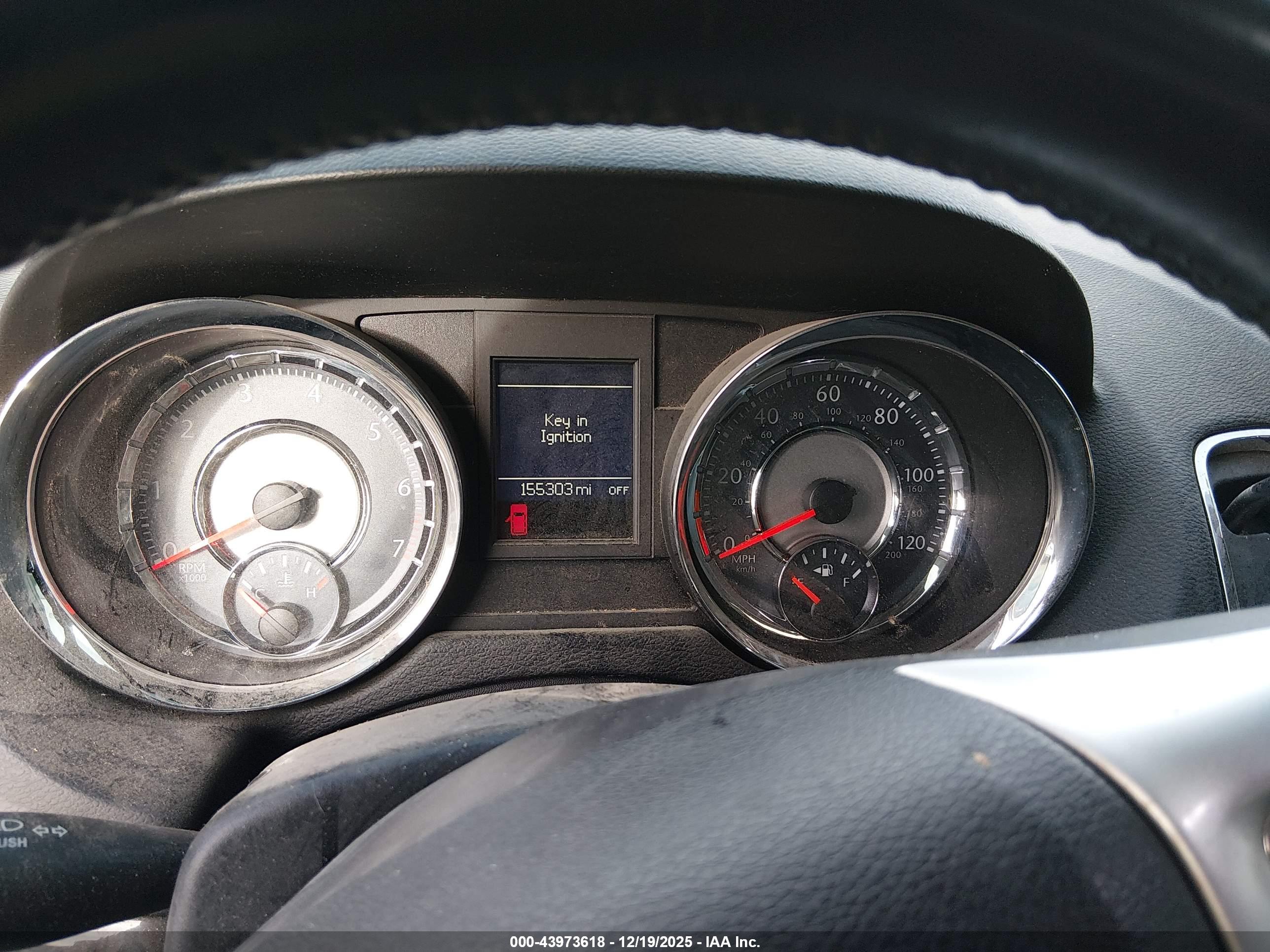 CHRYSLER TOWN image 7
