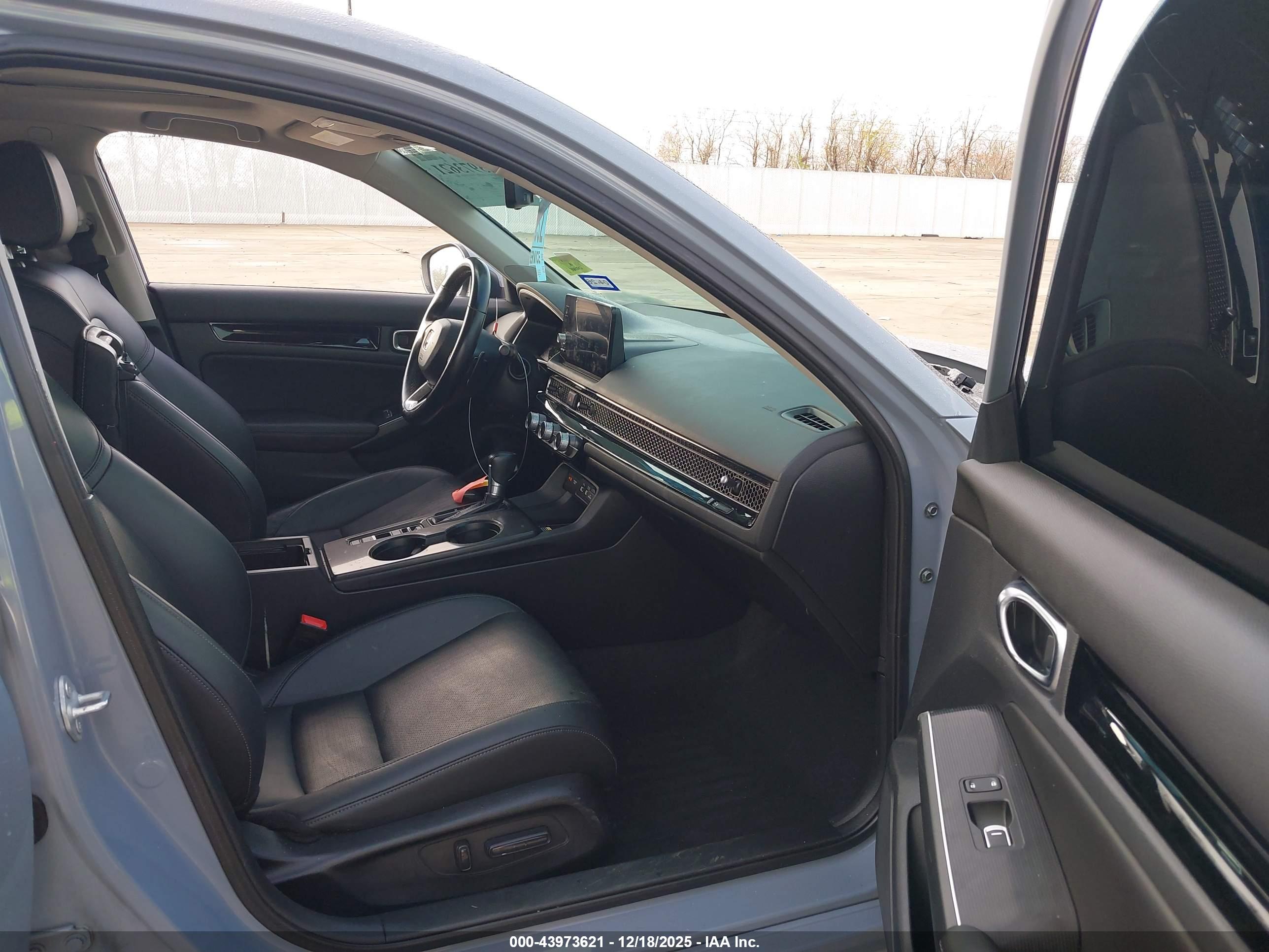 HONDA CIVIC image 5