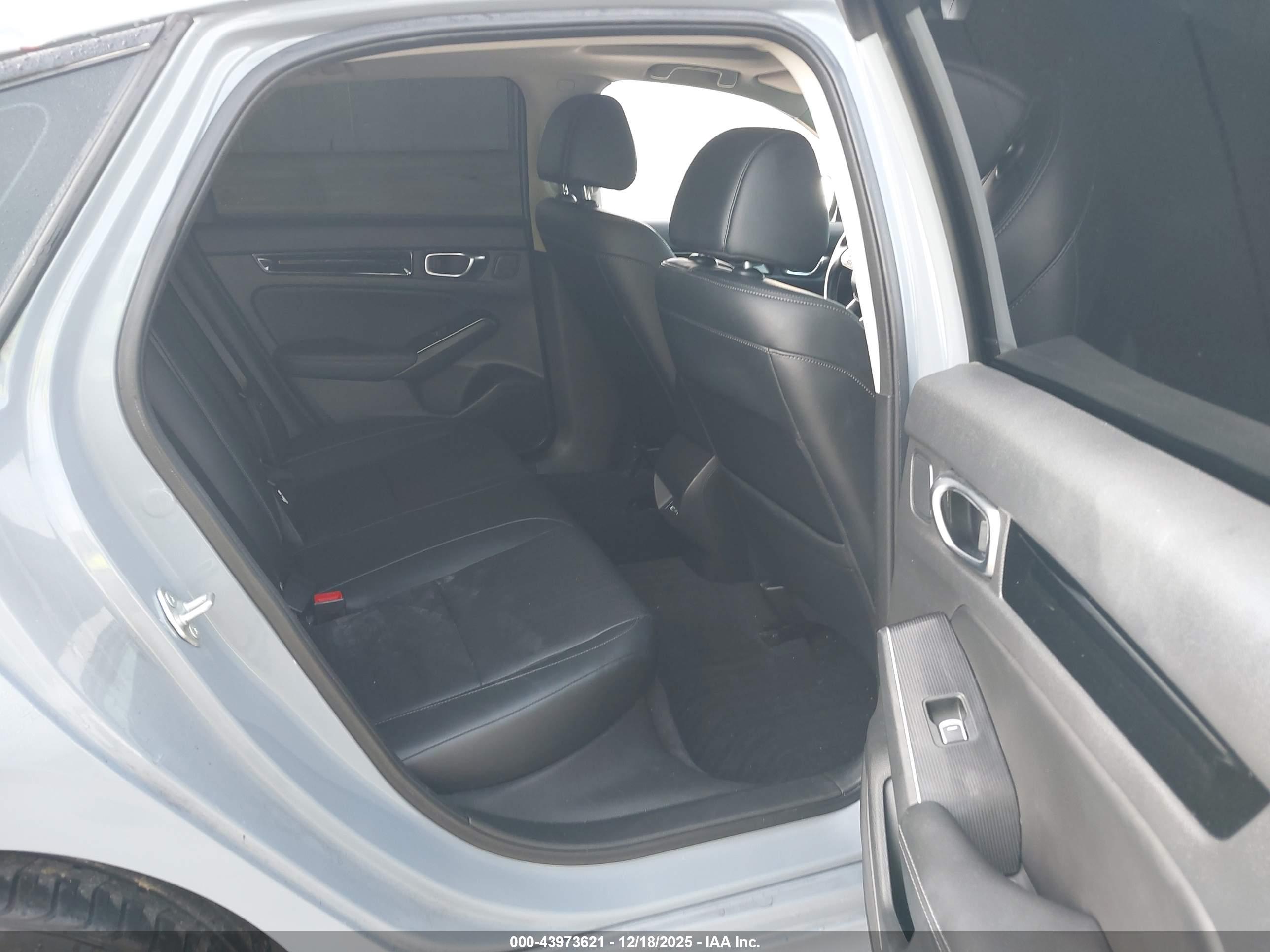 HONDA CIVIC image 8