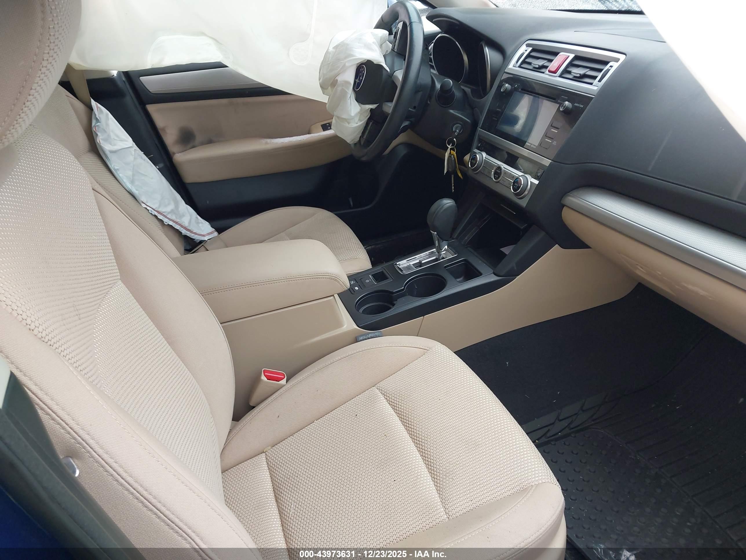 SUBARU OUTBACK image 5