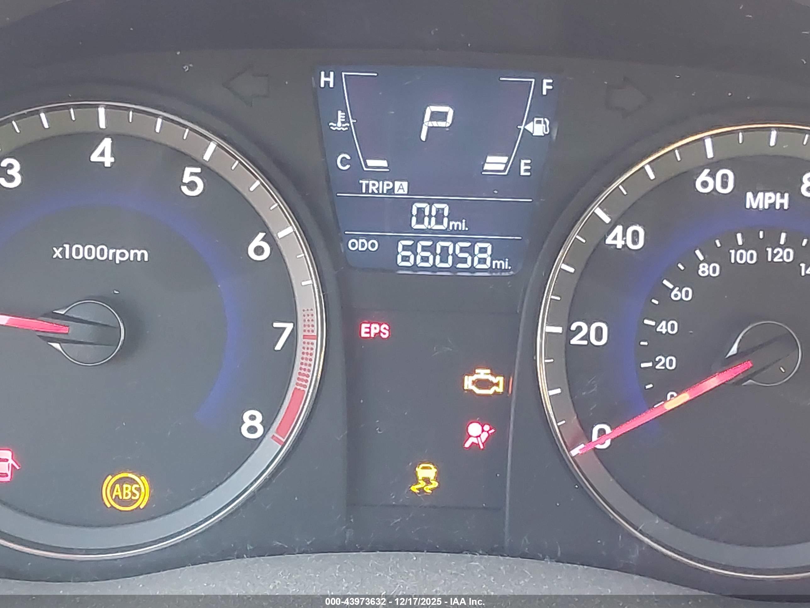 HYUNDAI ACCENT image 7