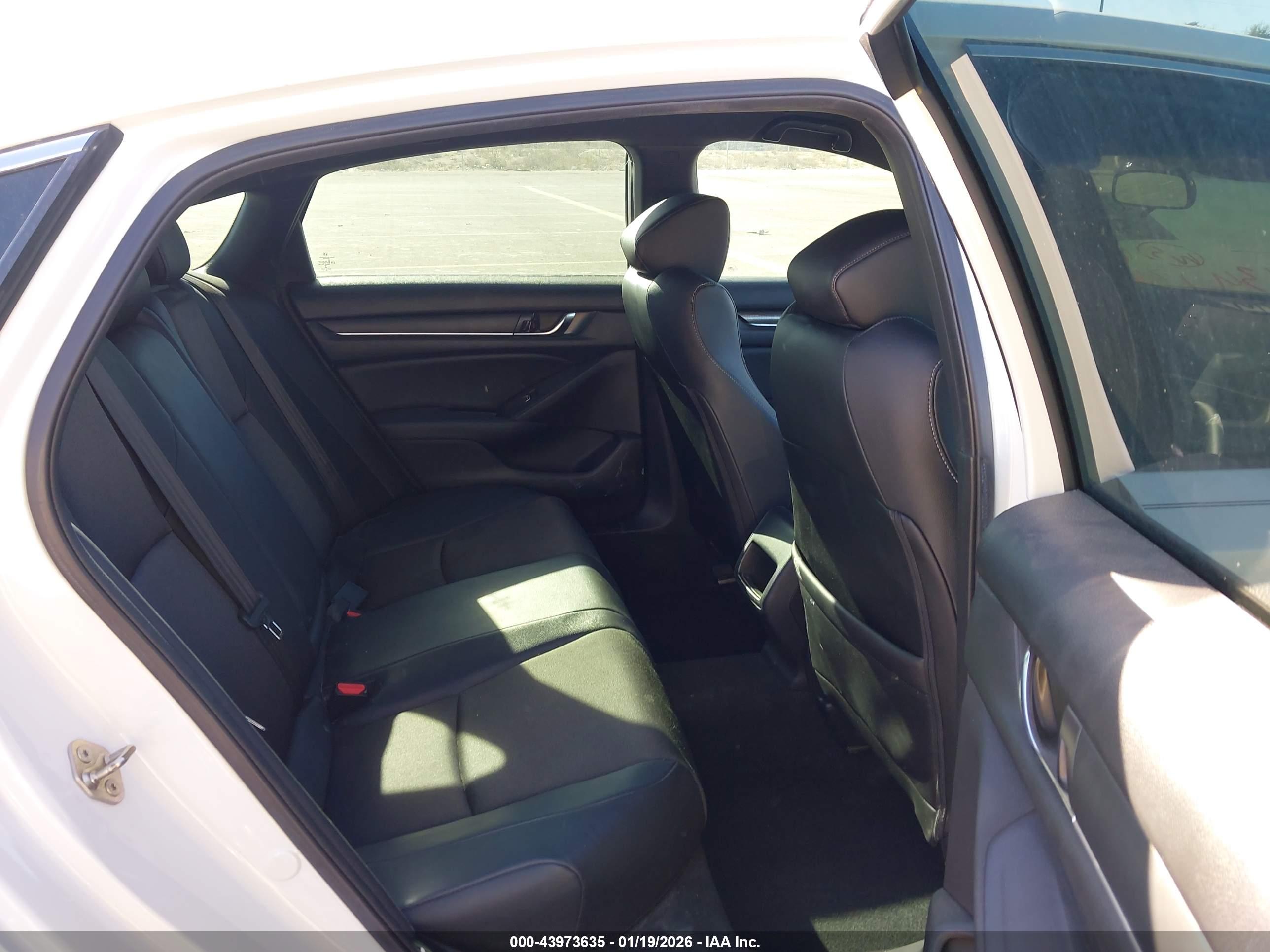 HONDA ACCORD image 8