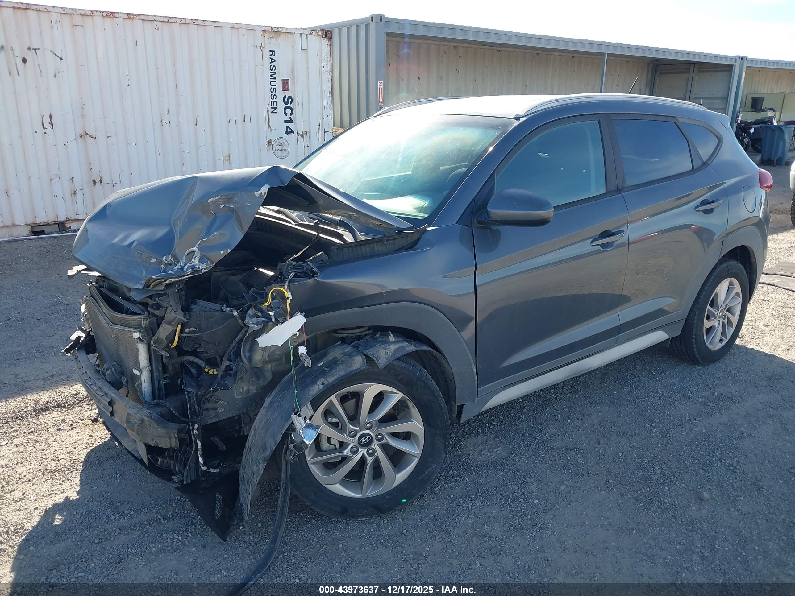 HYUNDAI TUCSON image 2