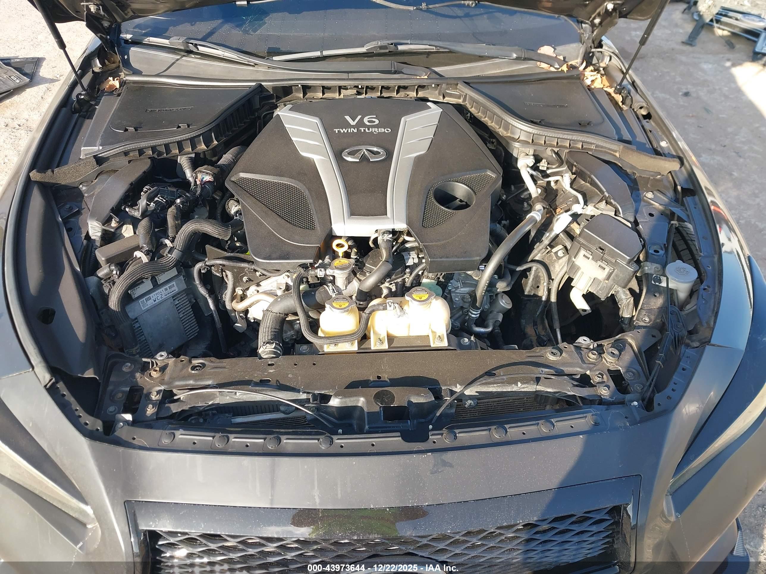 INFINITI Q50 image 10