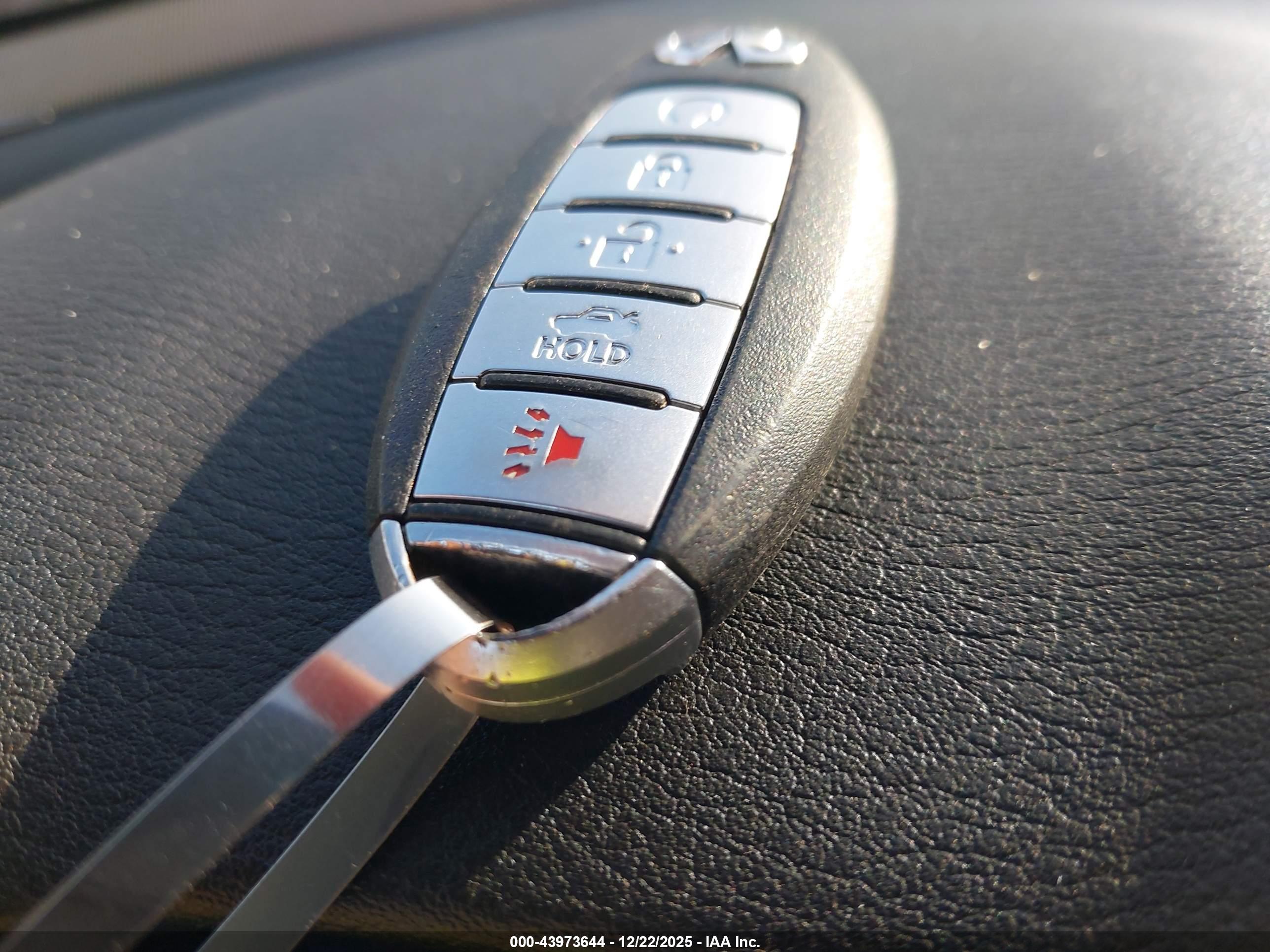 INFINITI Q50 image 11