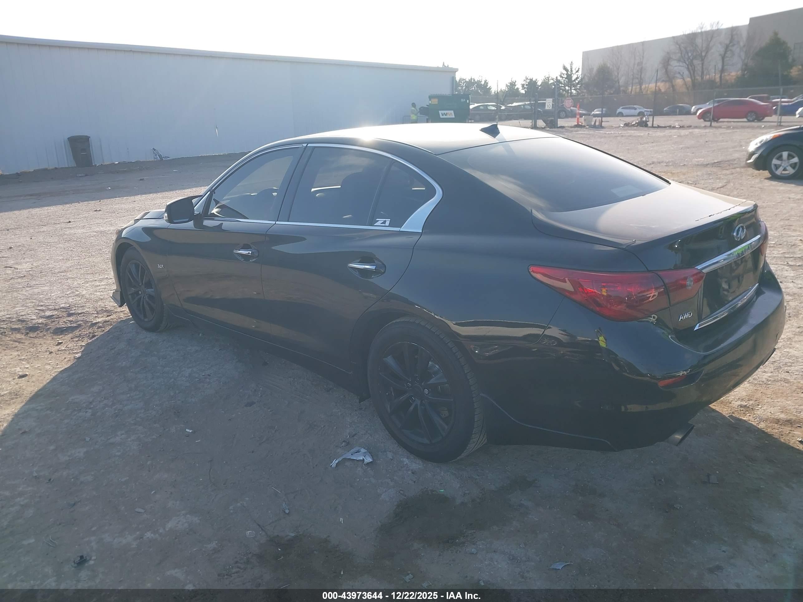 INFINITI Q50 image 3