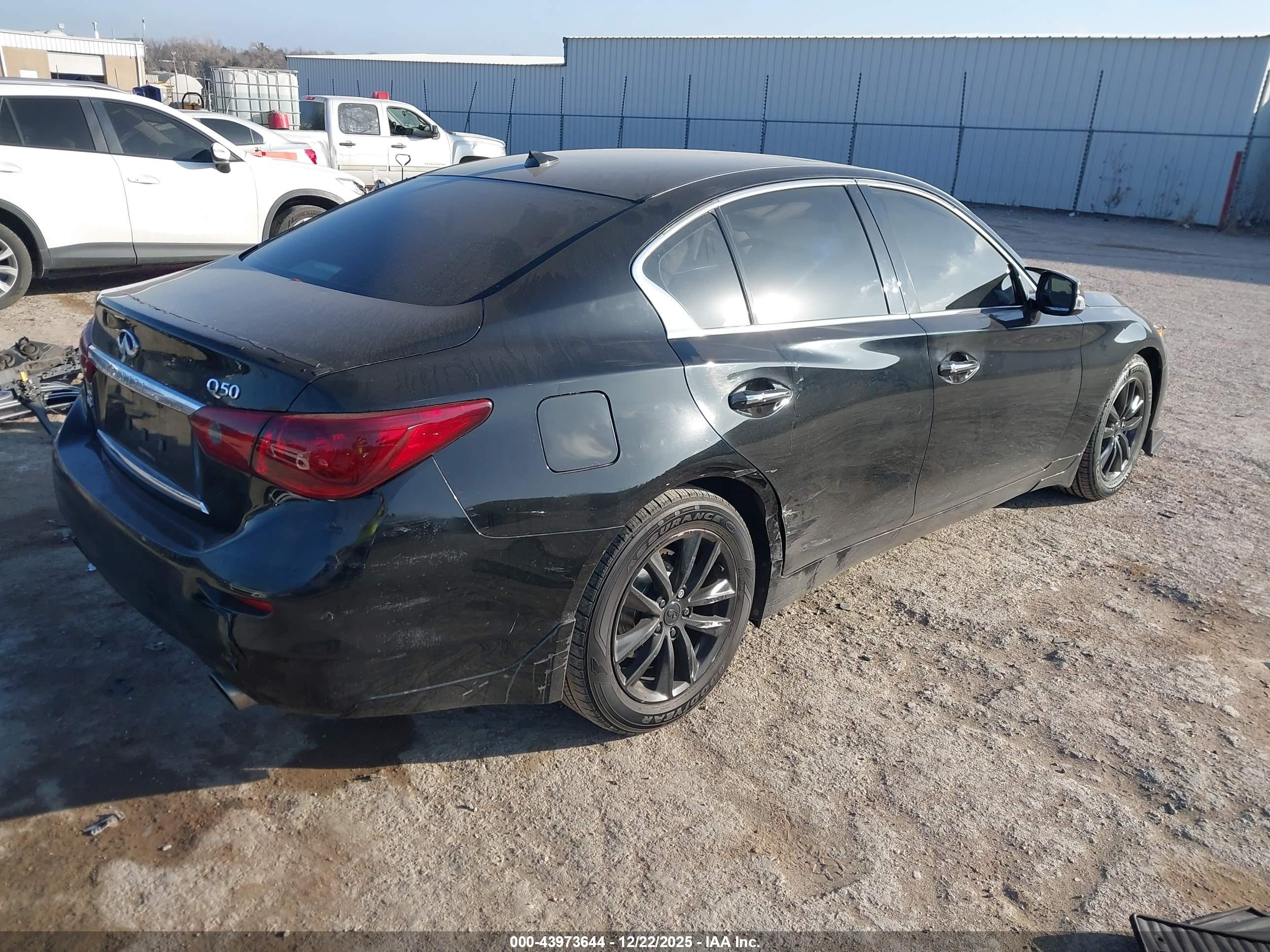 INFINITI Q50 image 4