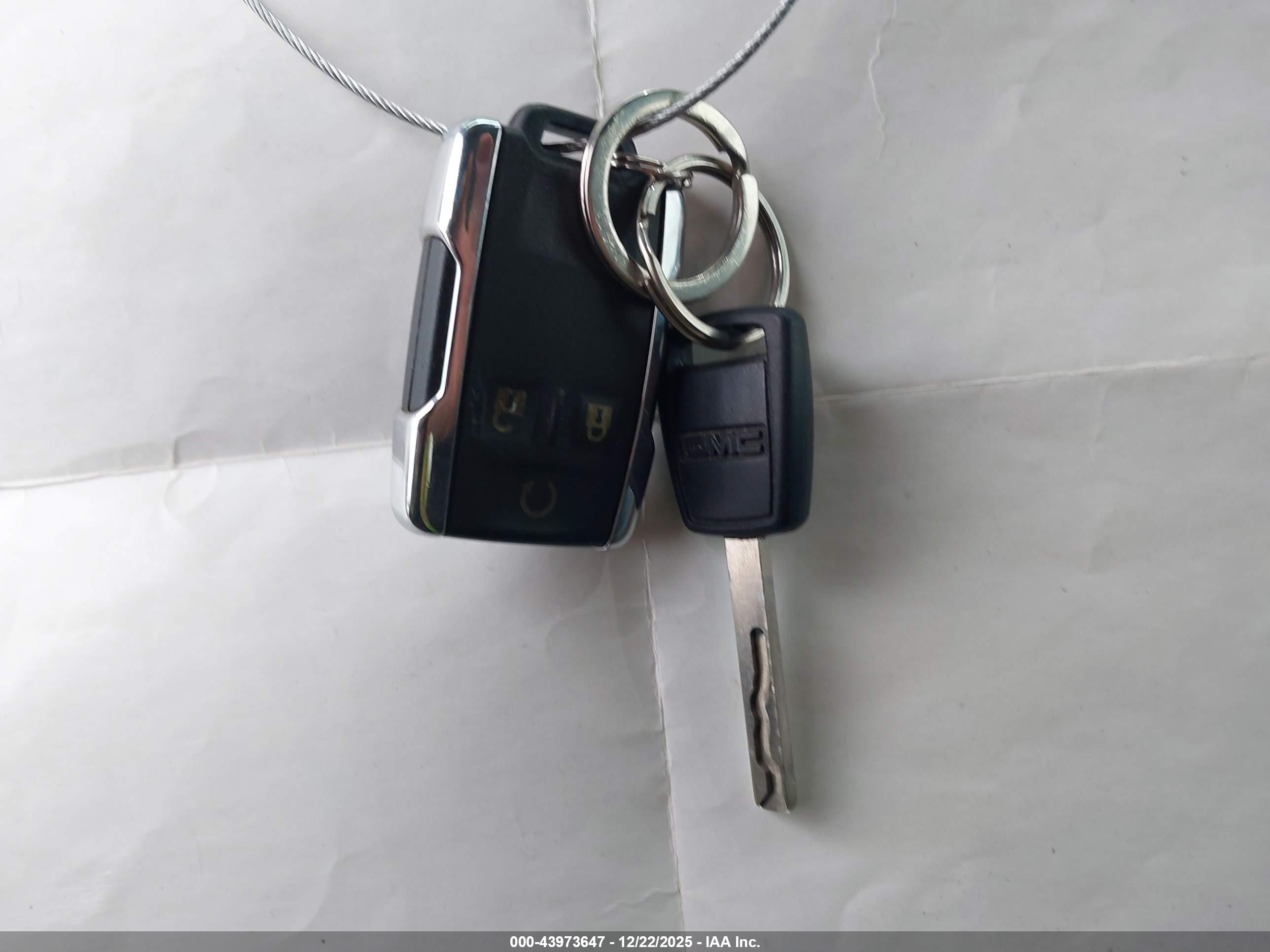 GMC SIERRA image 11