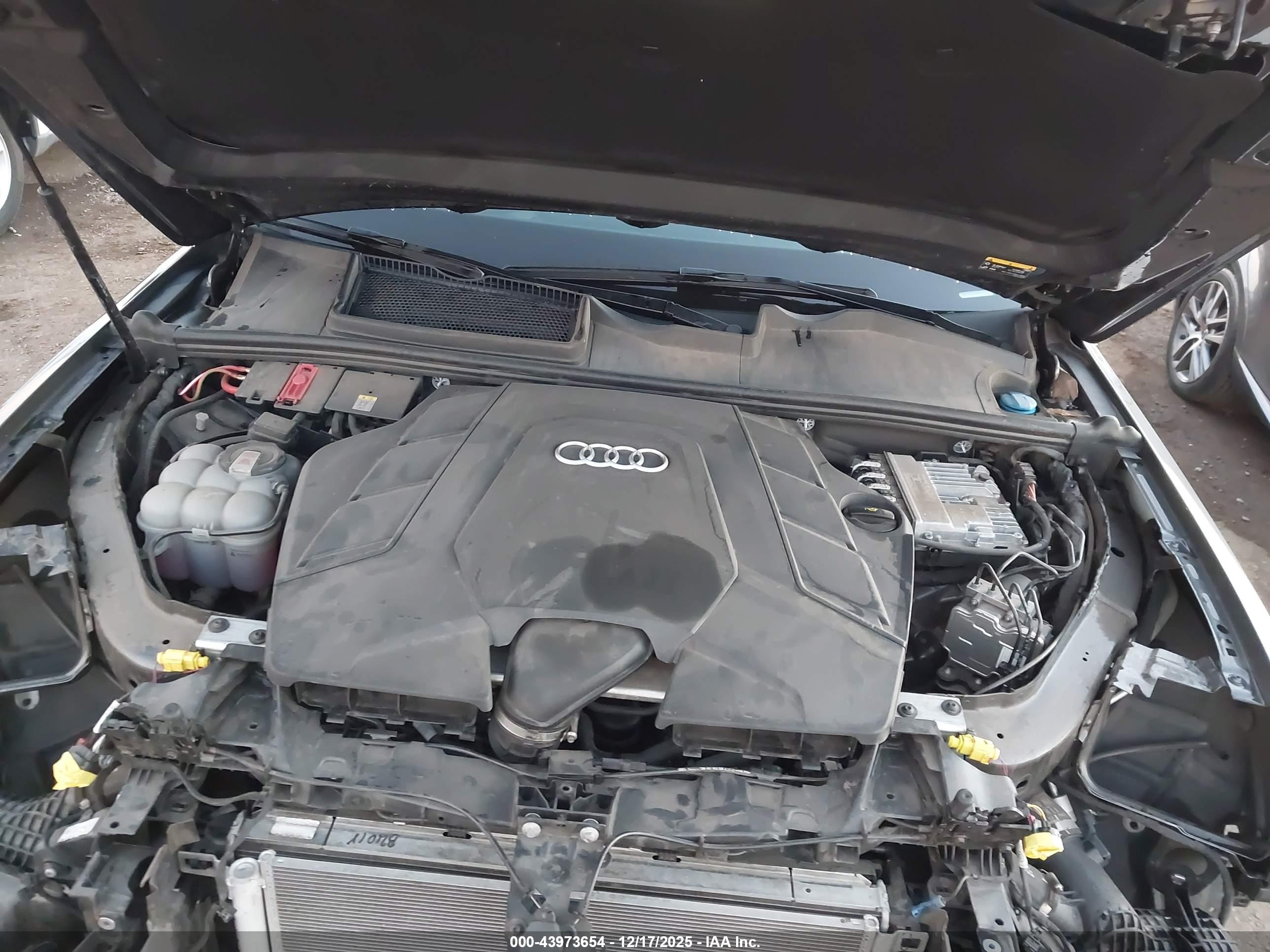 AUDI Q7 image 10