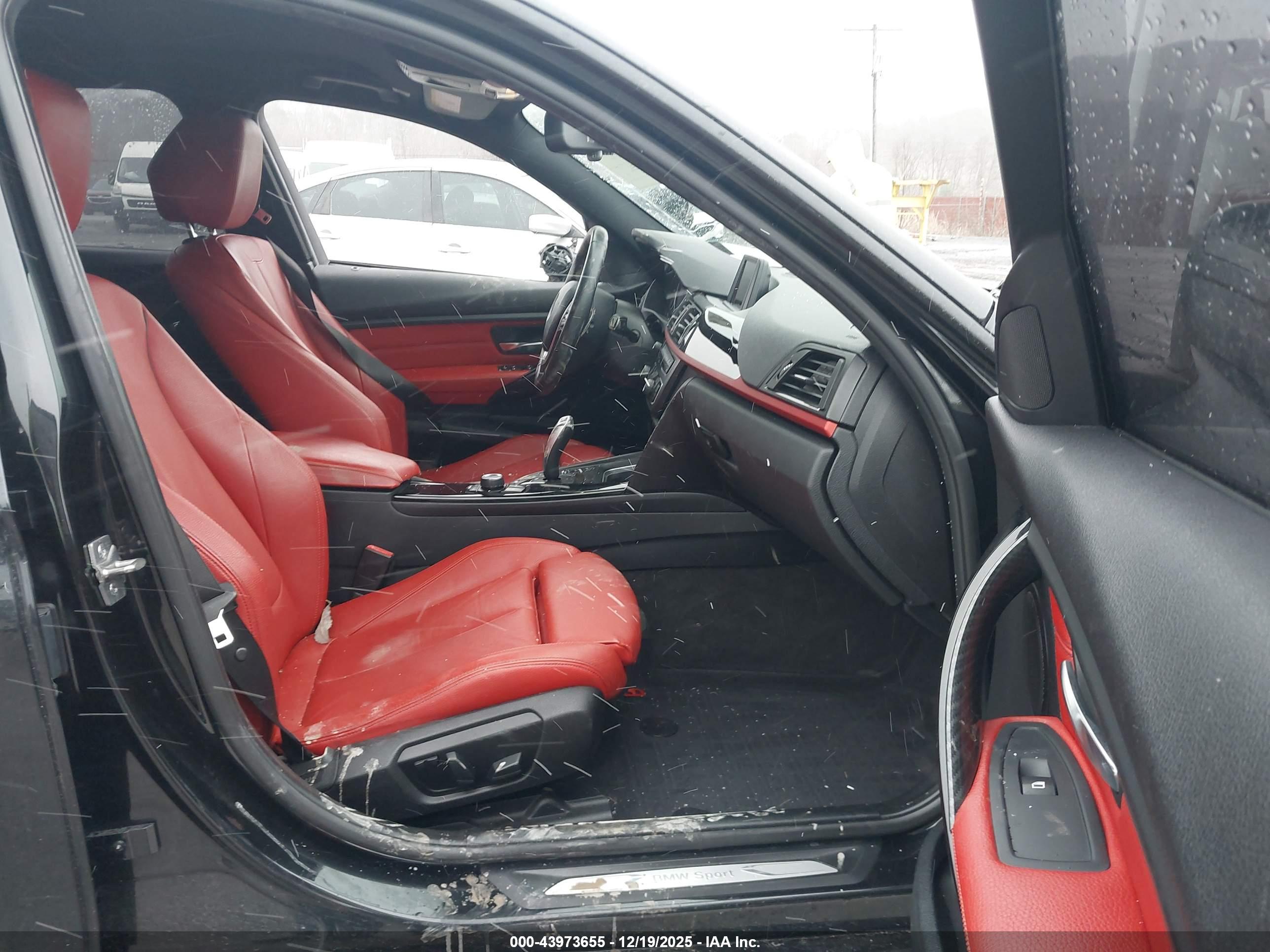 BMW 328I image 5