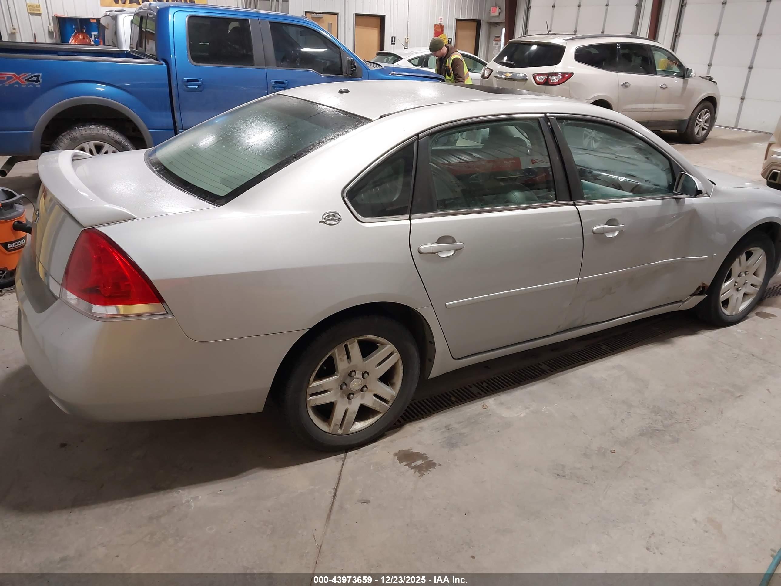 CHEVROLET IMPALA image 4