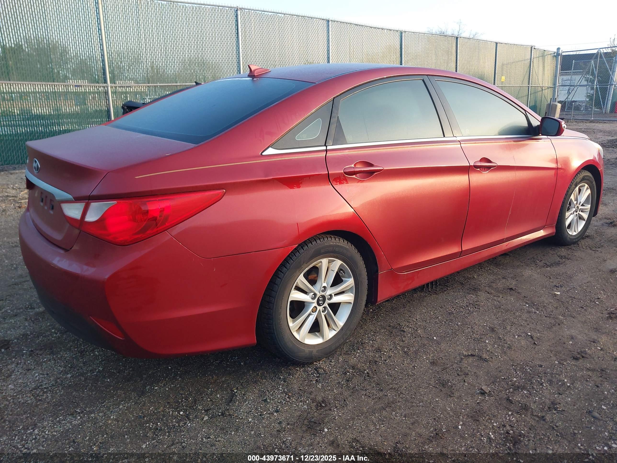HYUNDAI SONATA image 4