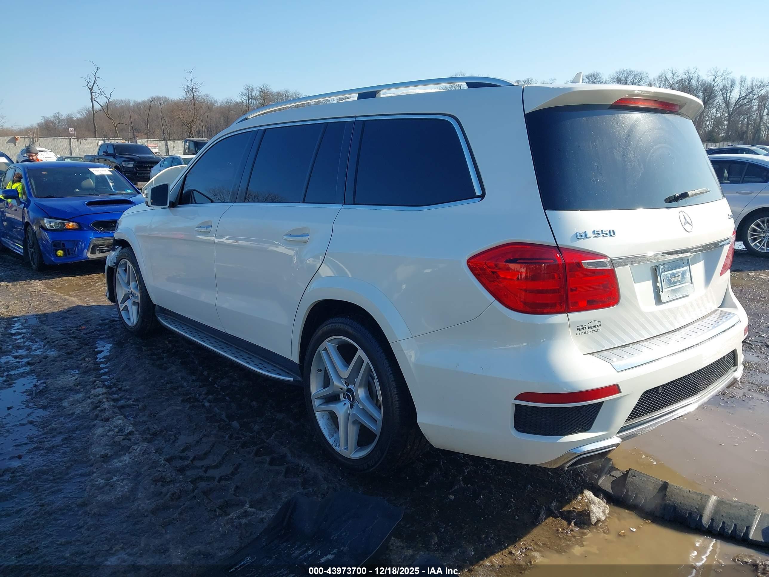 MERCEDES-BENZ GL image 3
