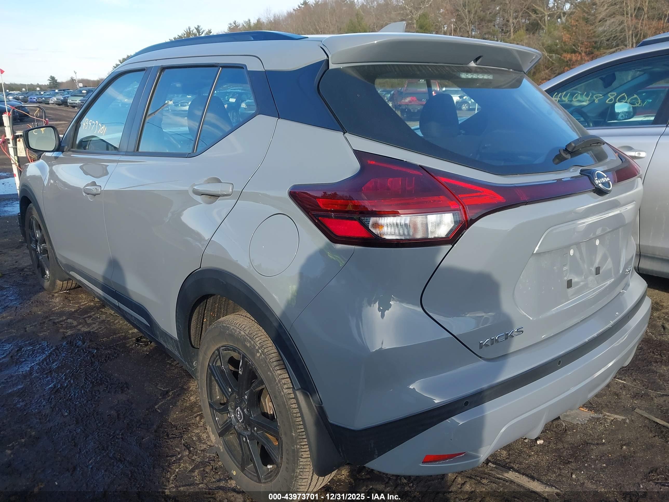 NISSAN KICKS image 3