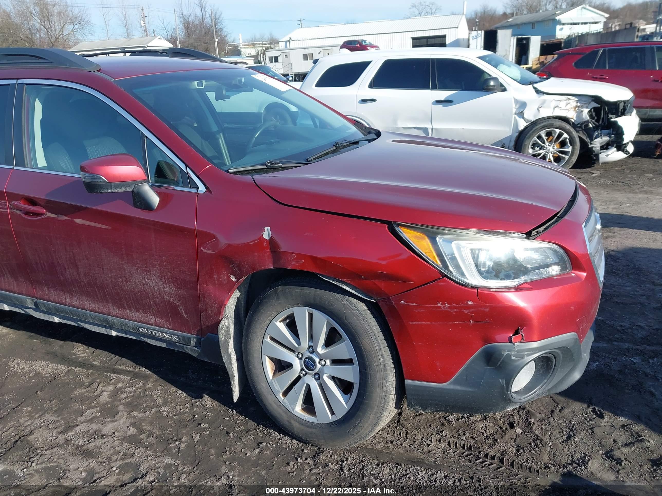 SUBARU OUTBACK image 6