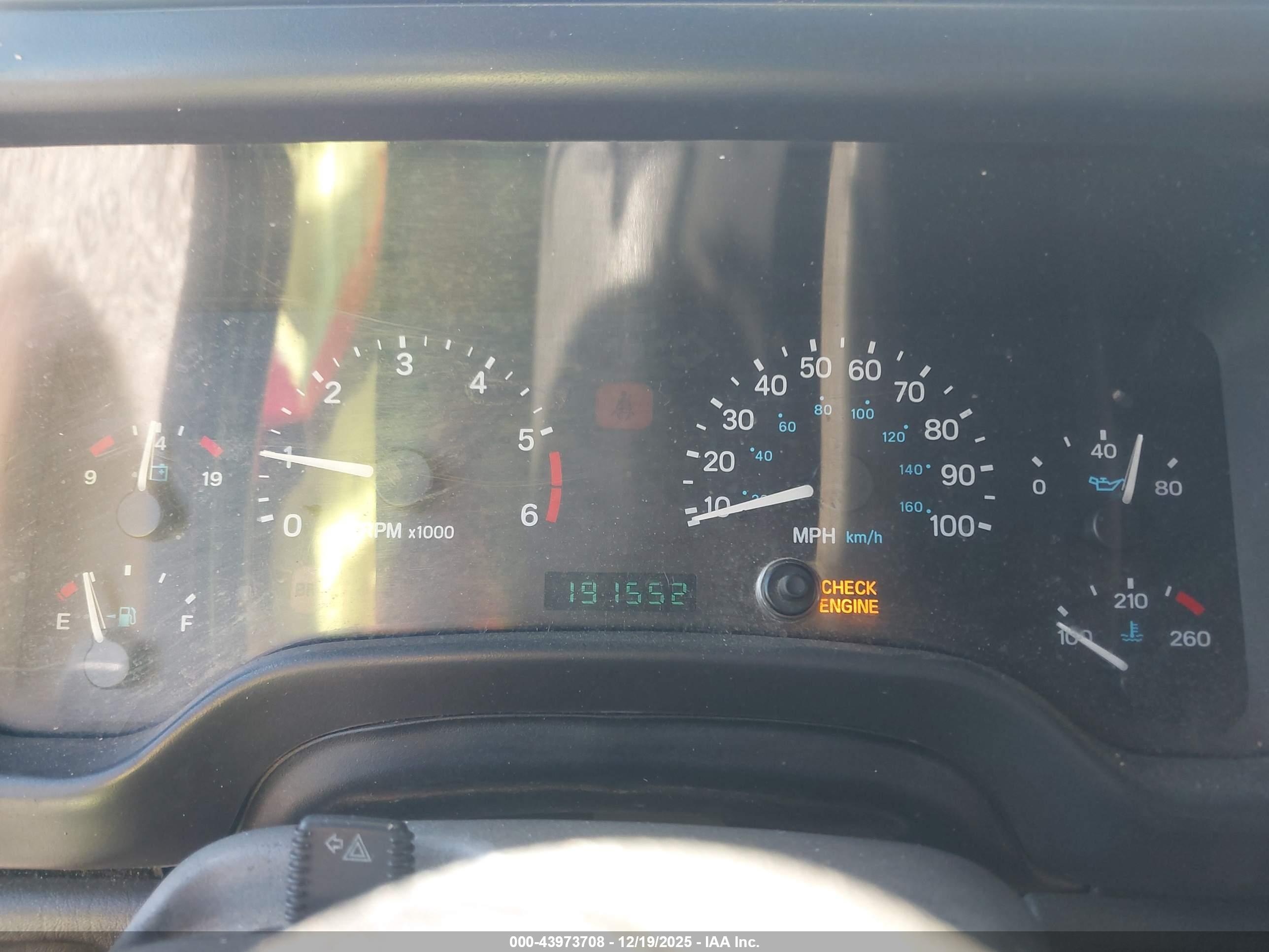 JEEP WRANGLER image 7