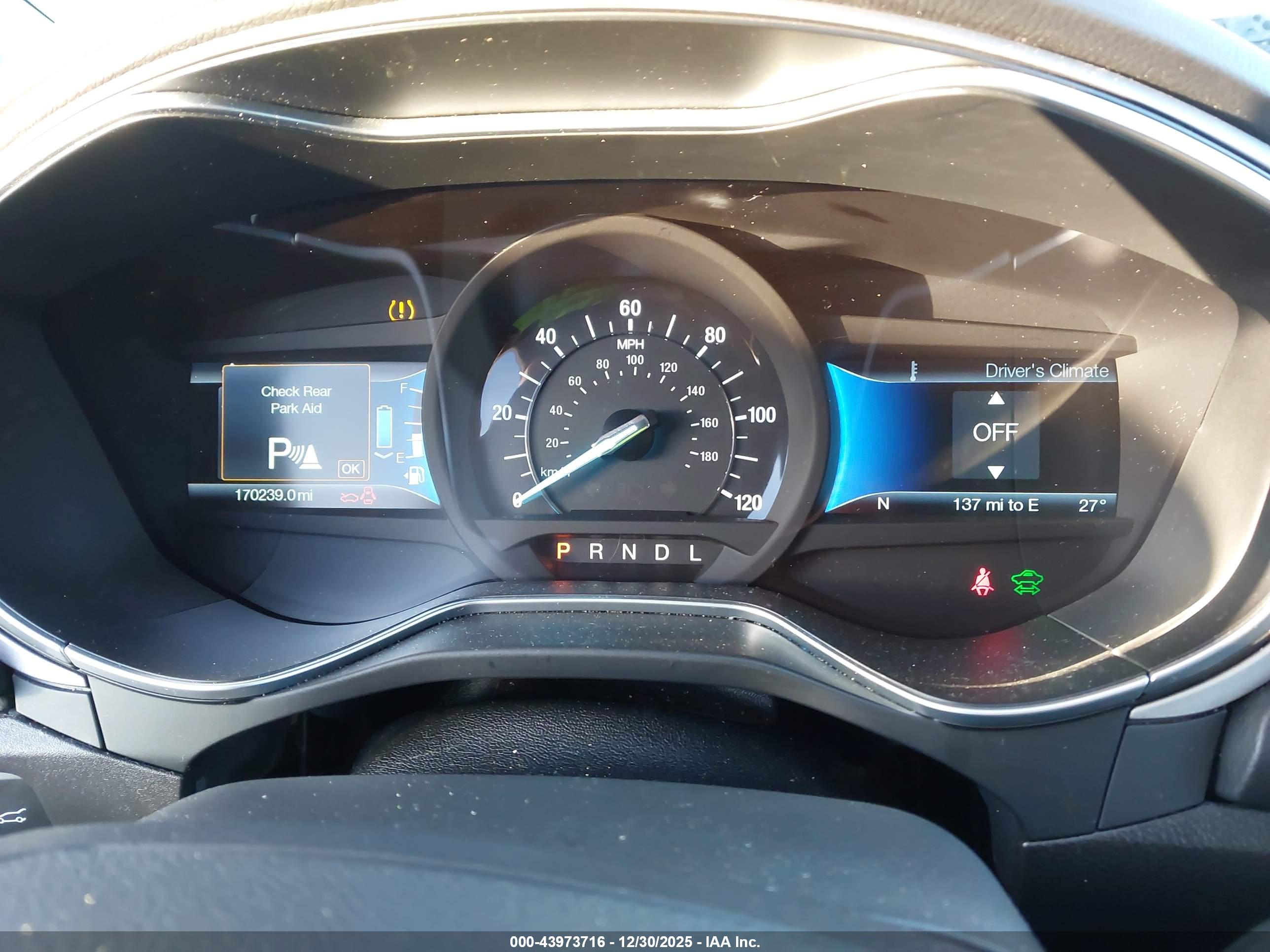 FORD FUSION image 7