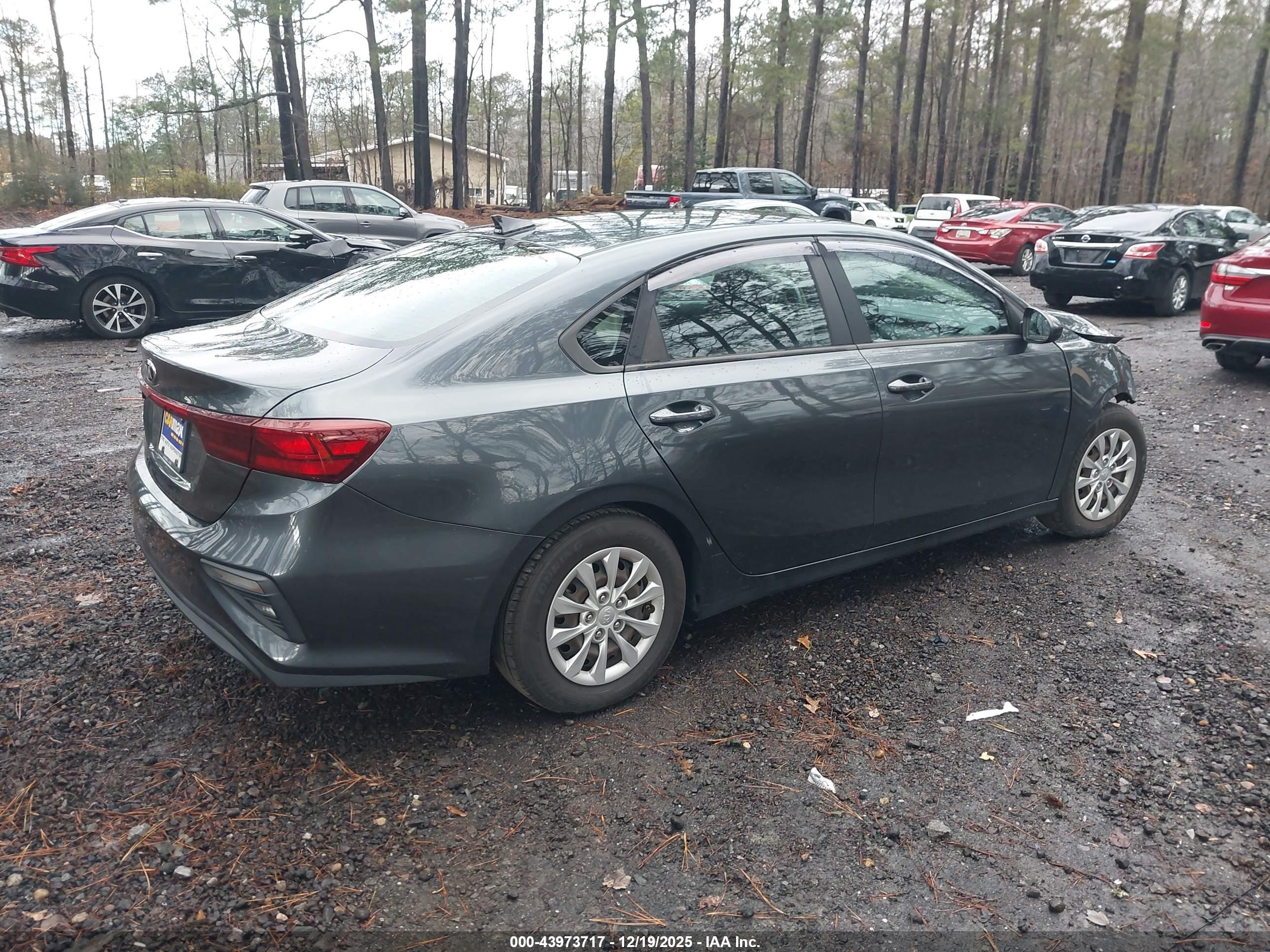 KIA FORTE image 4