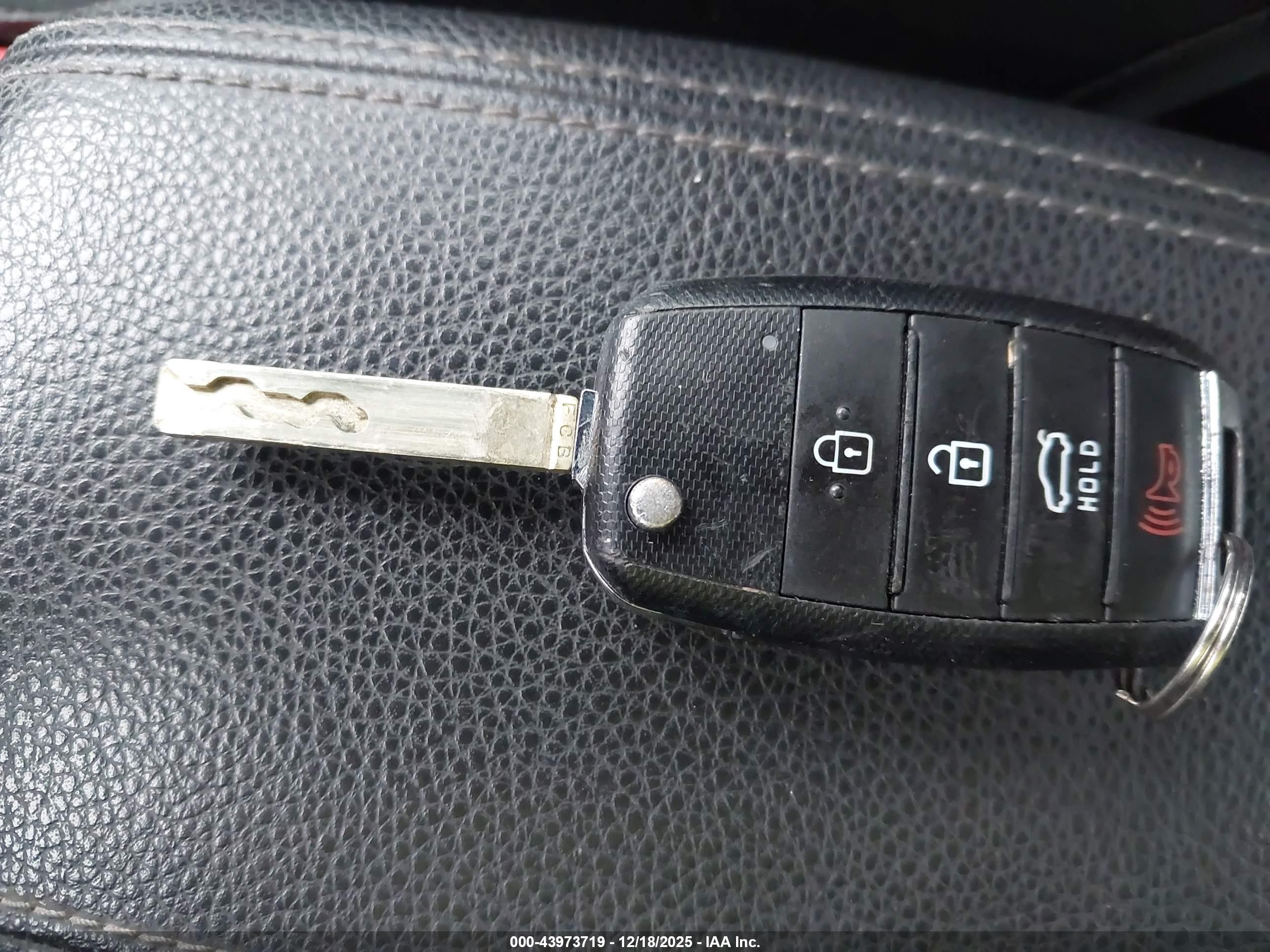 KIA RIO image 11