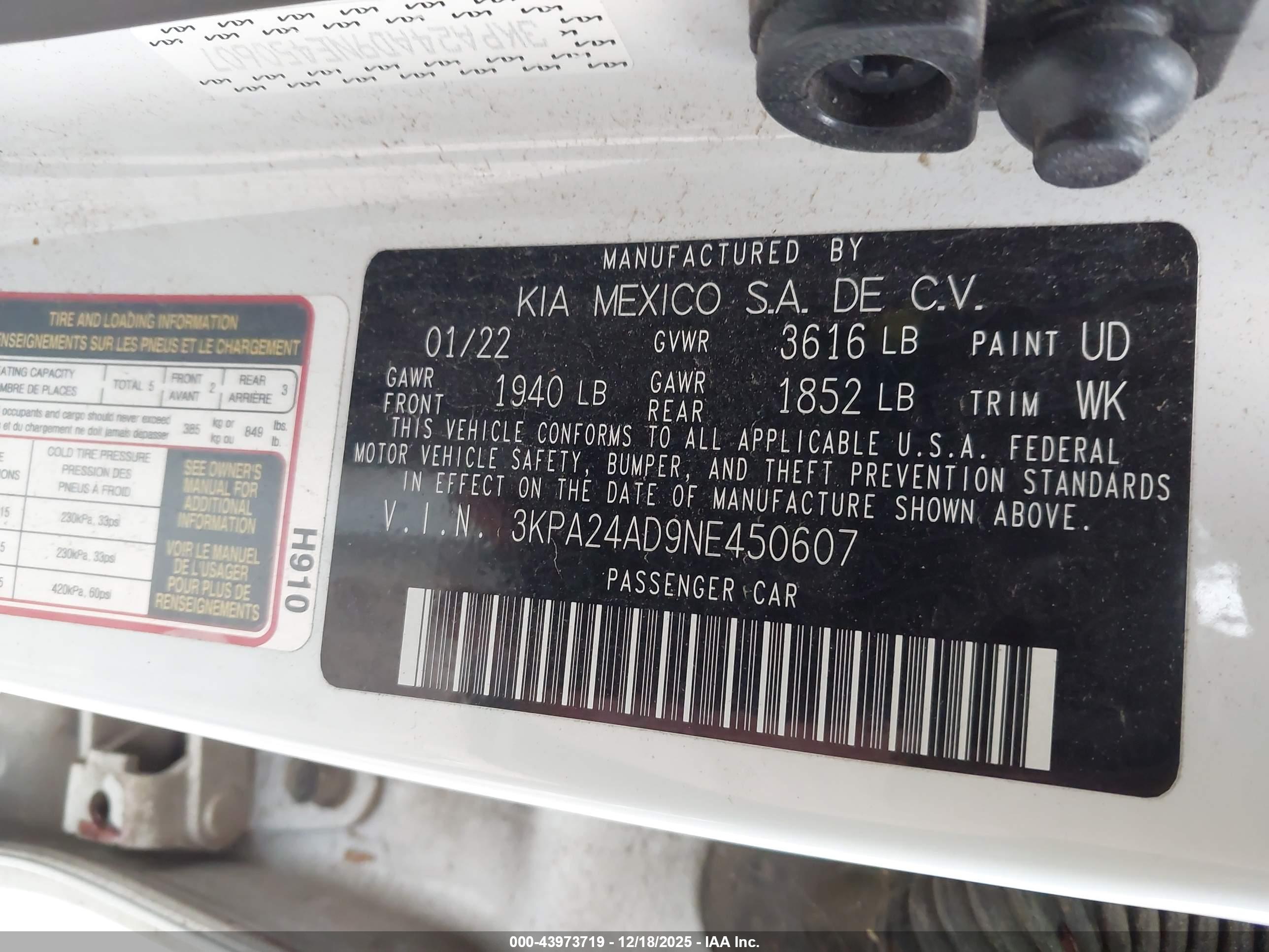 KIA RIO image 9