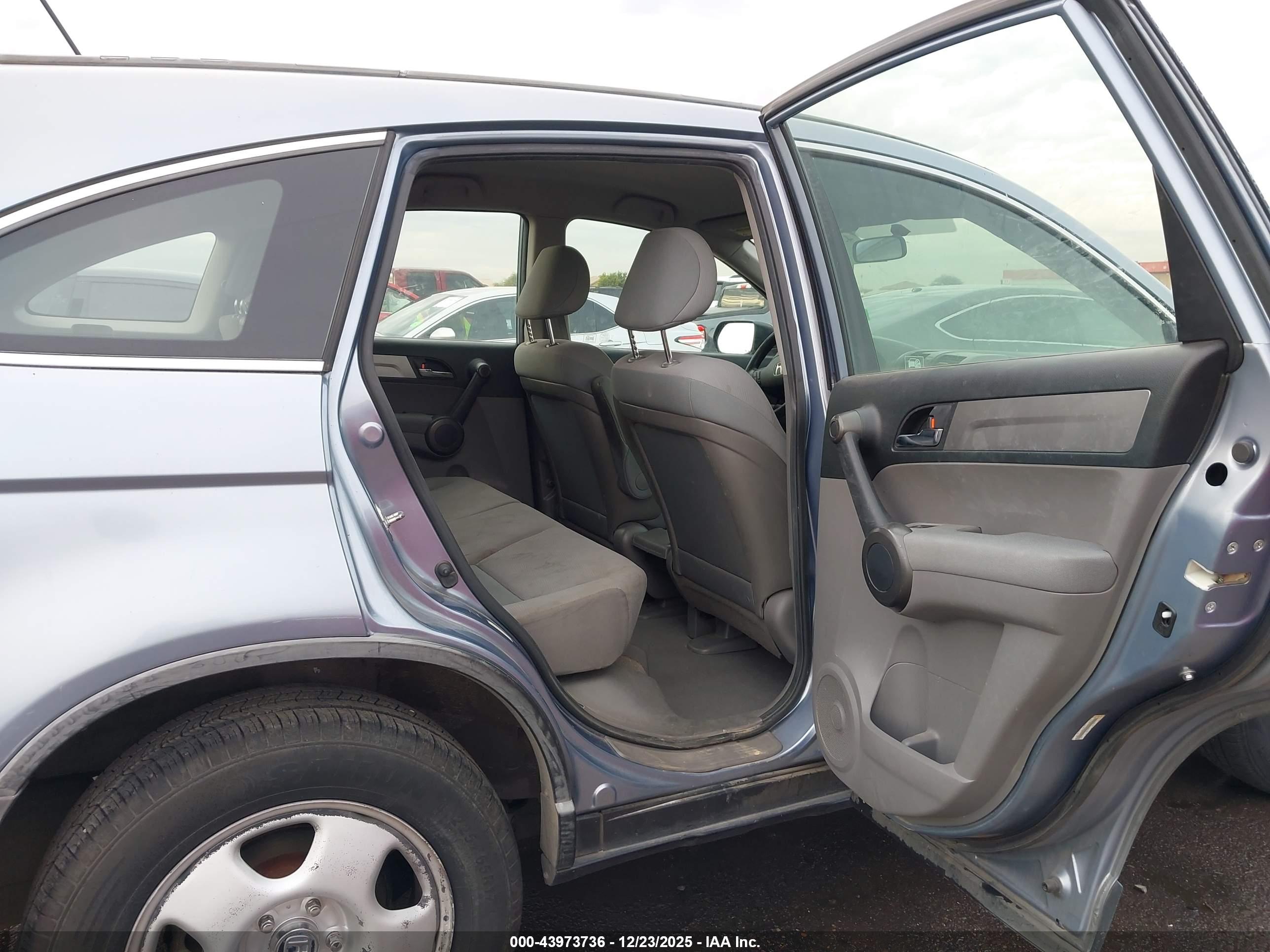 HONDA CR-V image 8