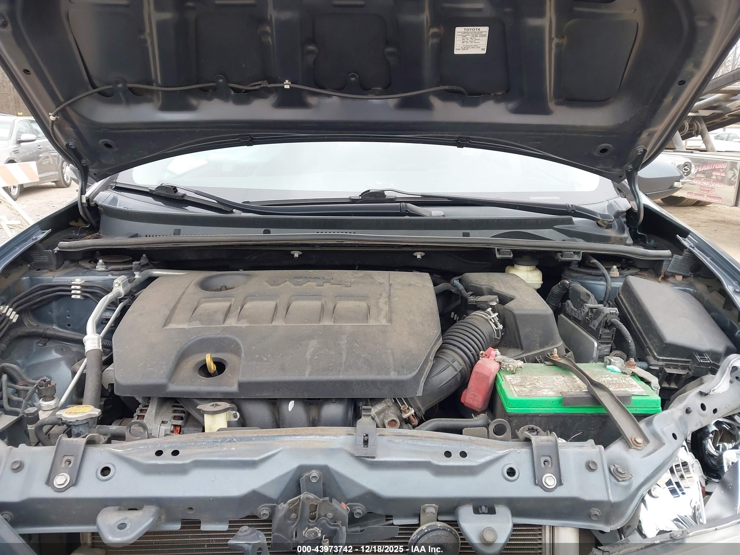 TOYOTA COROLLA image 10