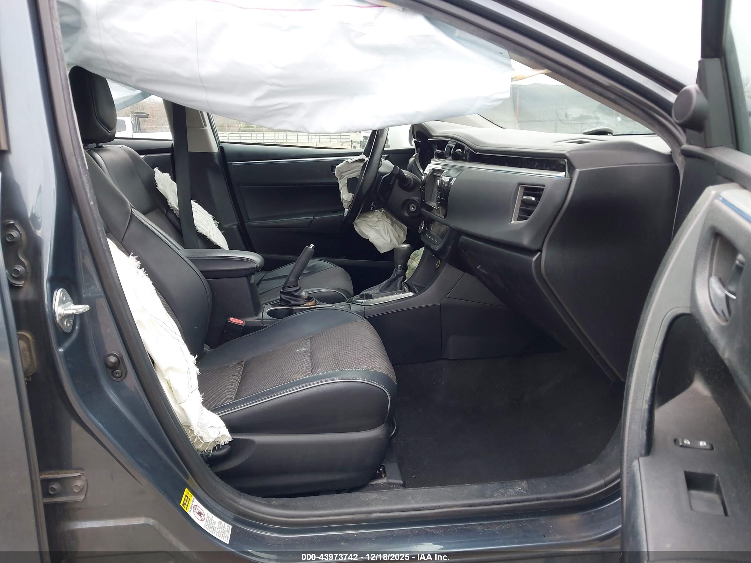 TOYOTA COROLLA image 5