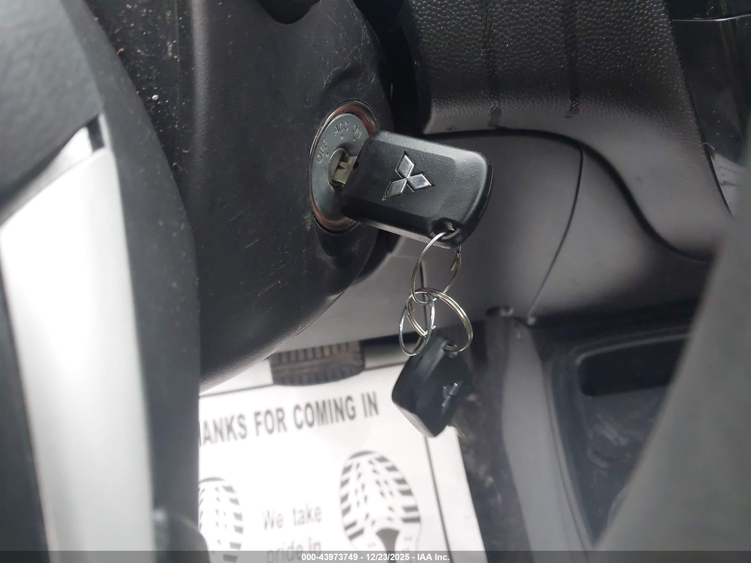 MITSUBISHI MIRAGE image 11