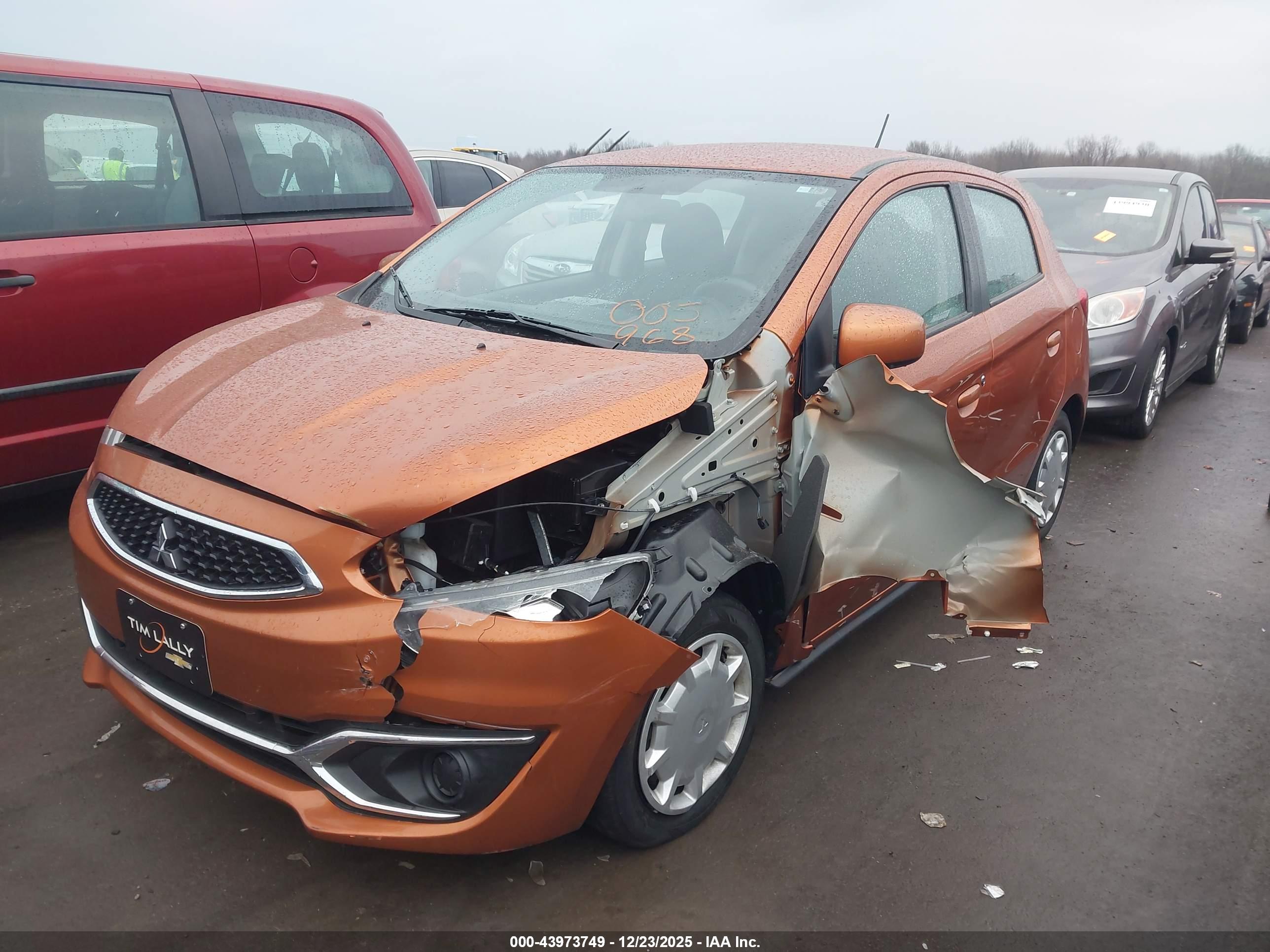 MITSUBISHI MIRAGE image 6