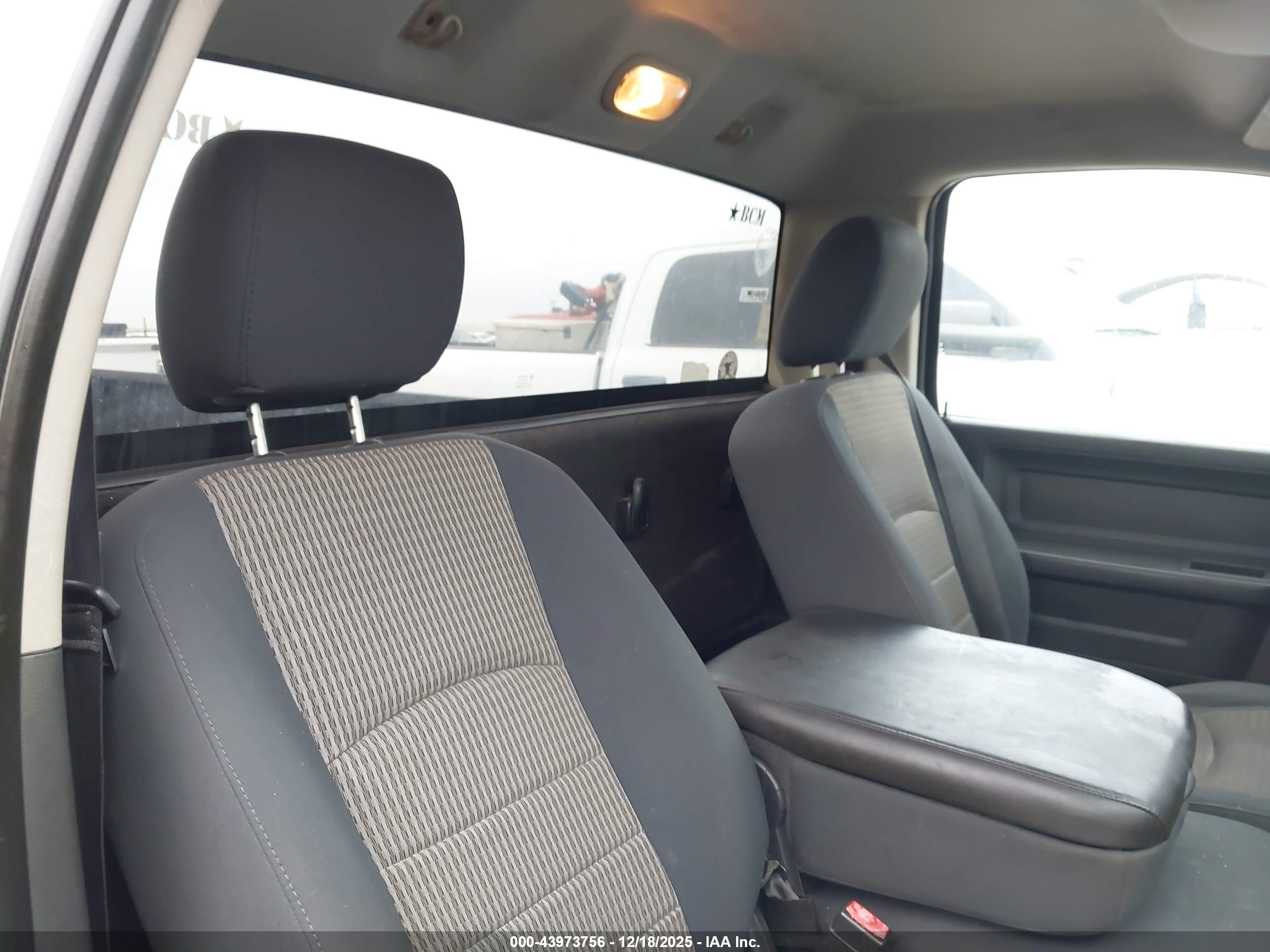 RAM 1500 image 8