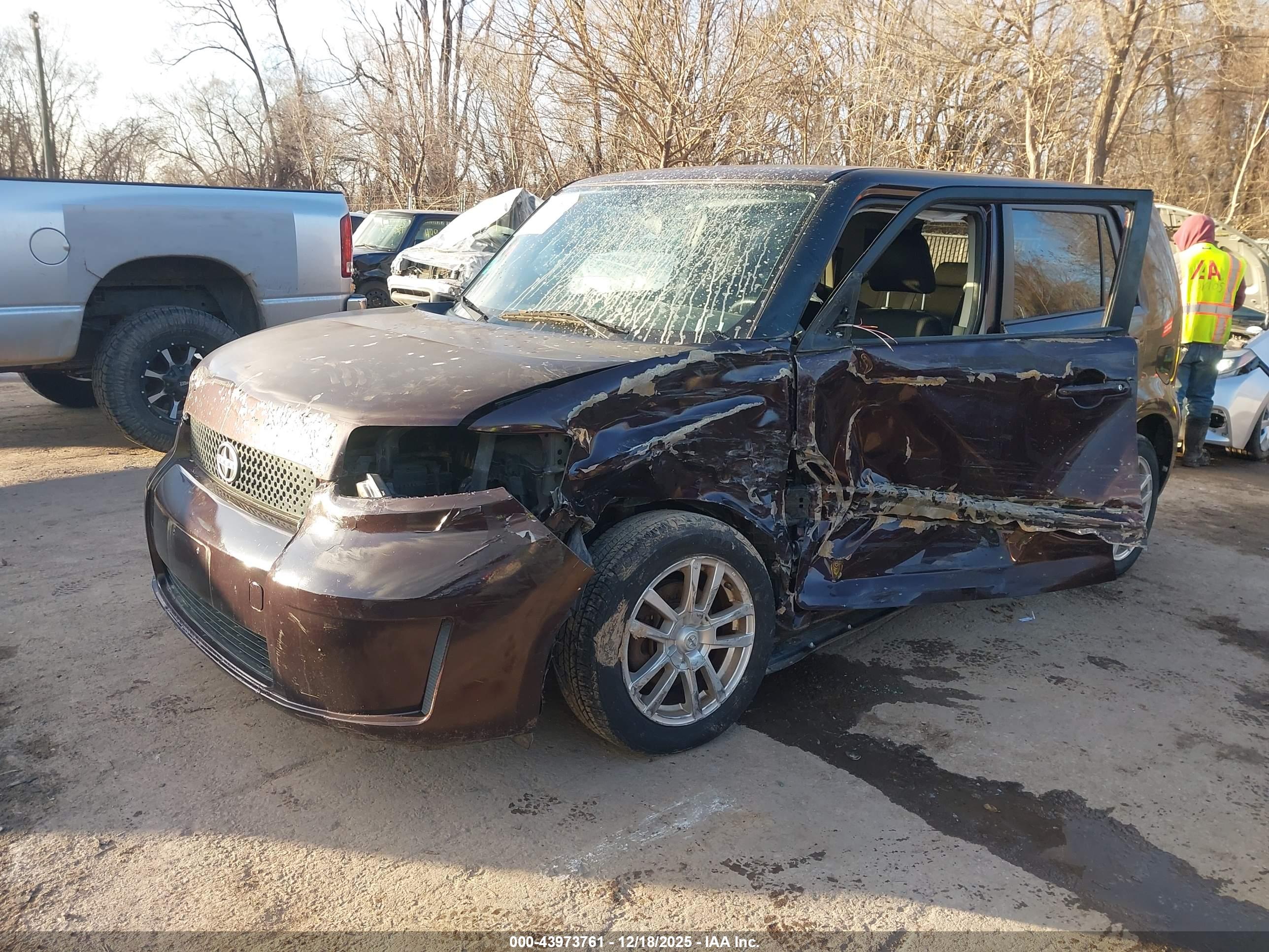 SCION XB image 2