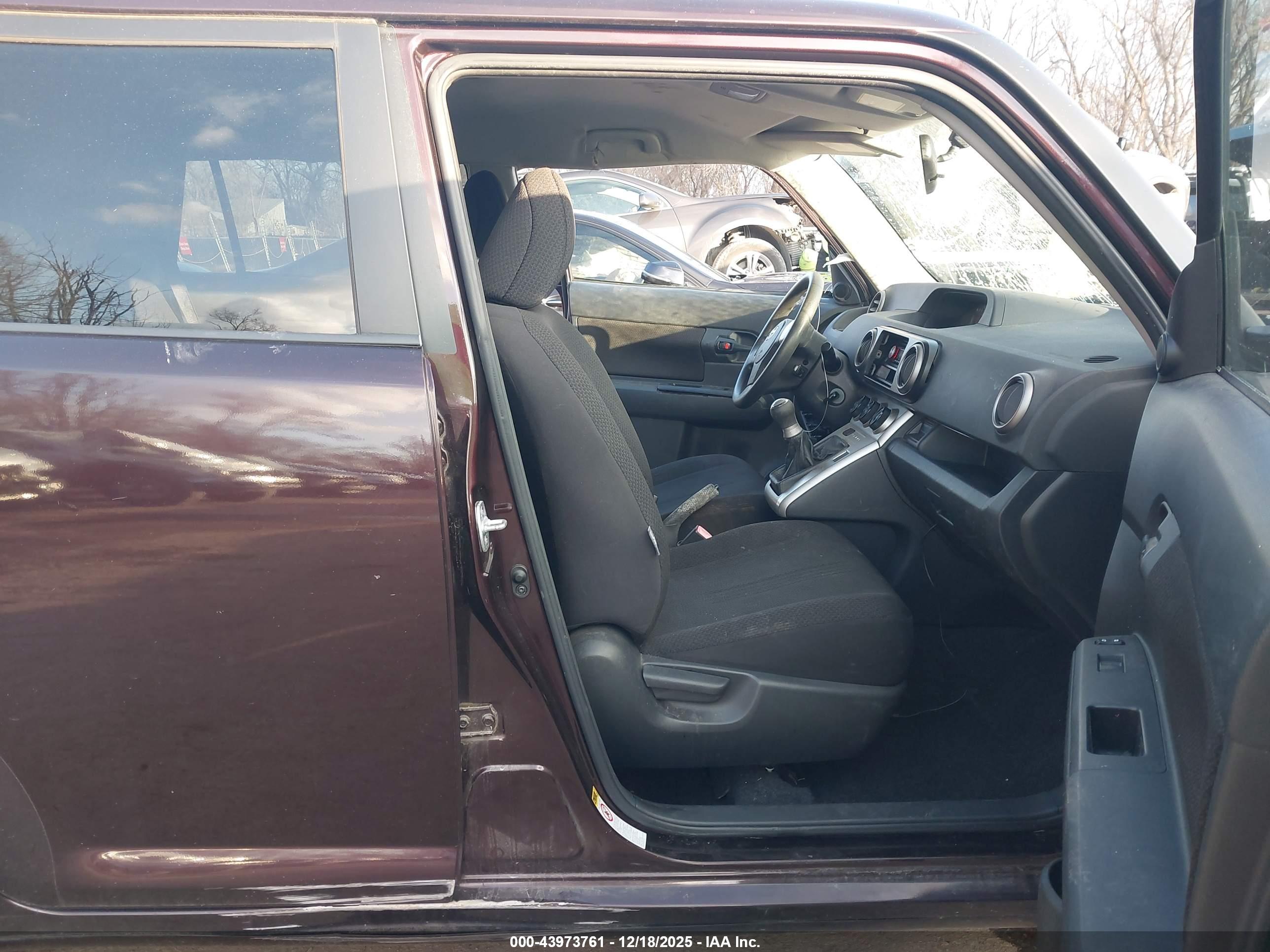 SCION XB image 5