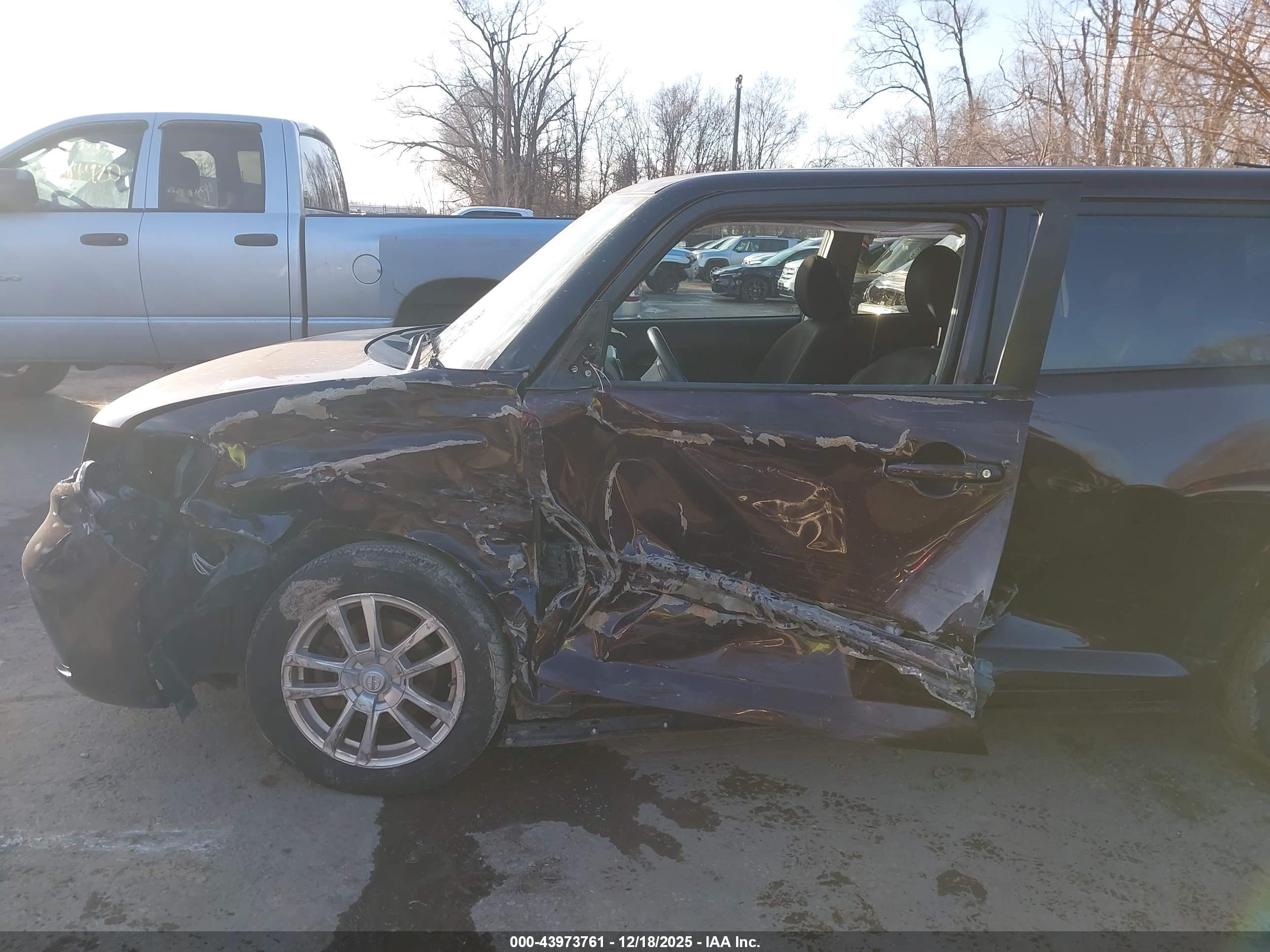 SCION XB image 6