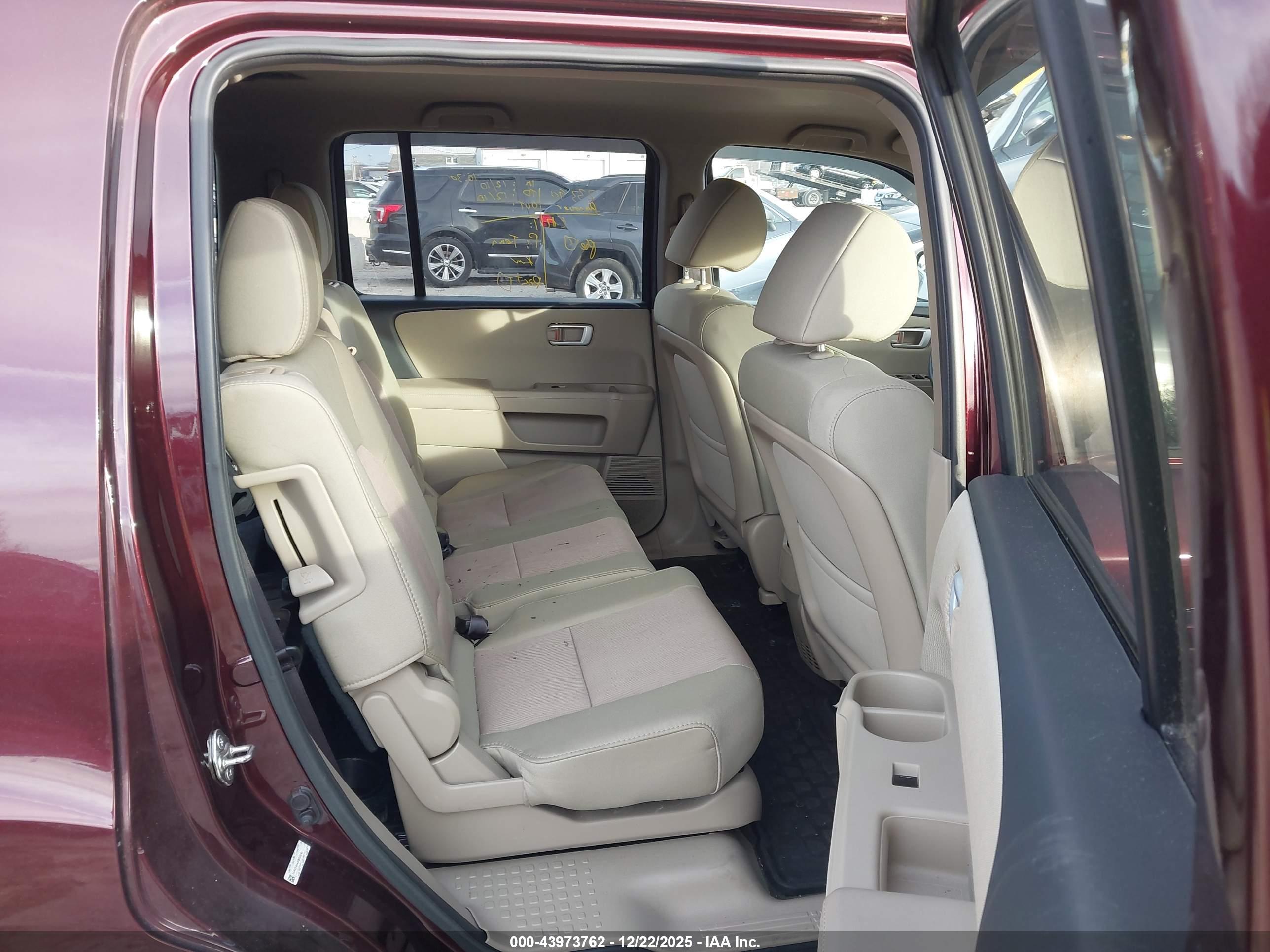 HONDA PILOT image 8