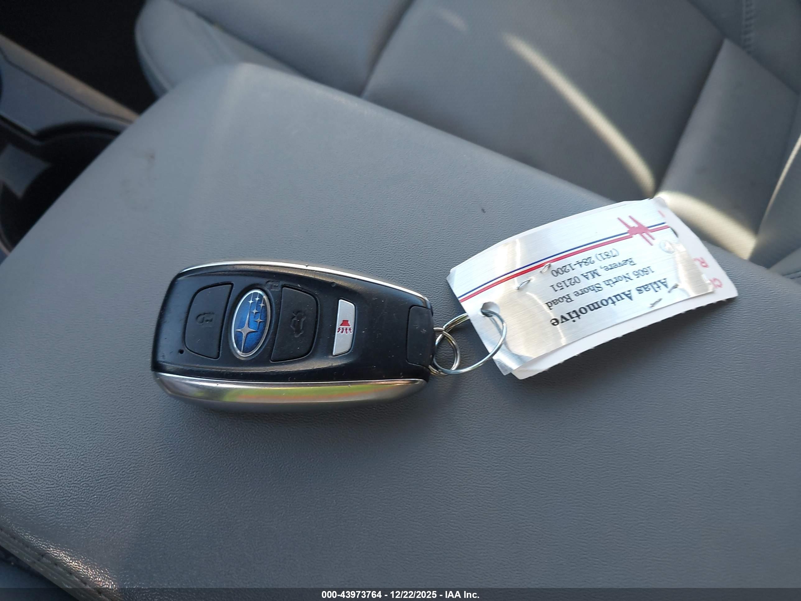 SUBARU OUTBACK image 11