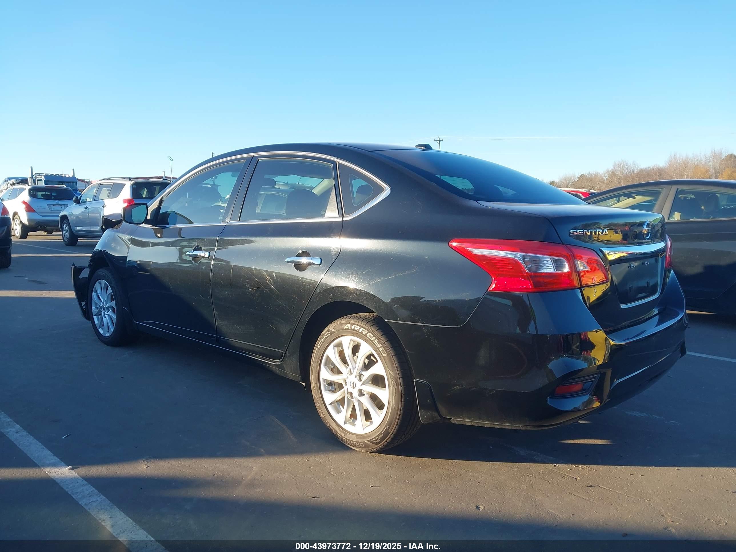 NISSAN SENTRA image 3