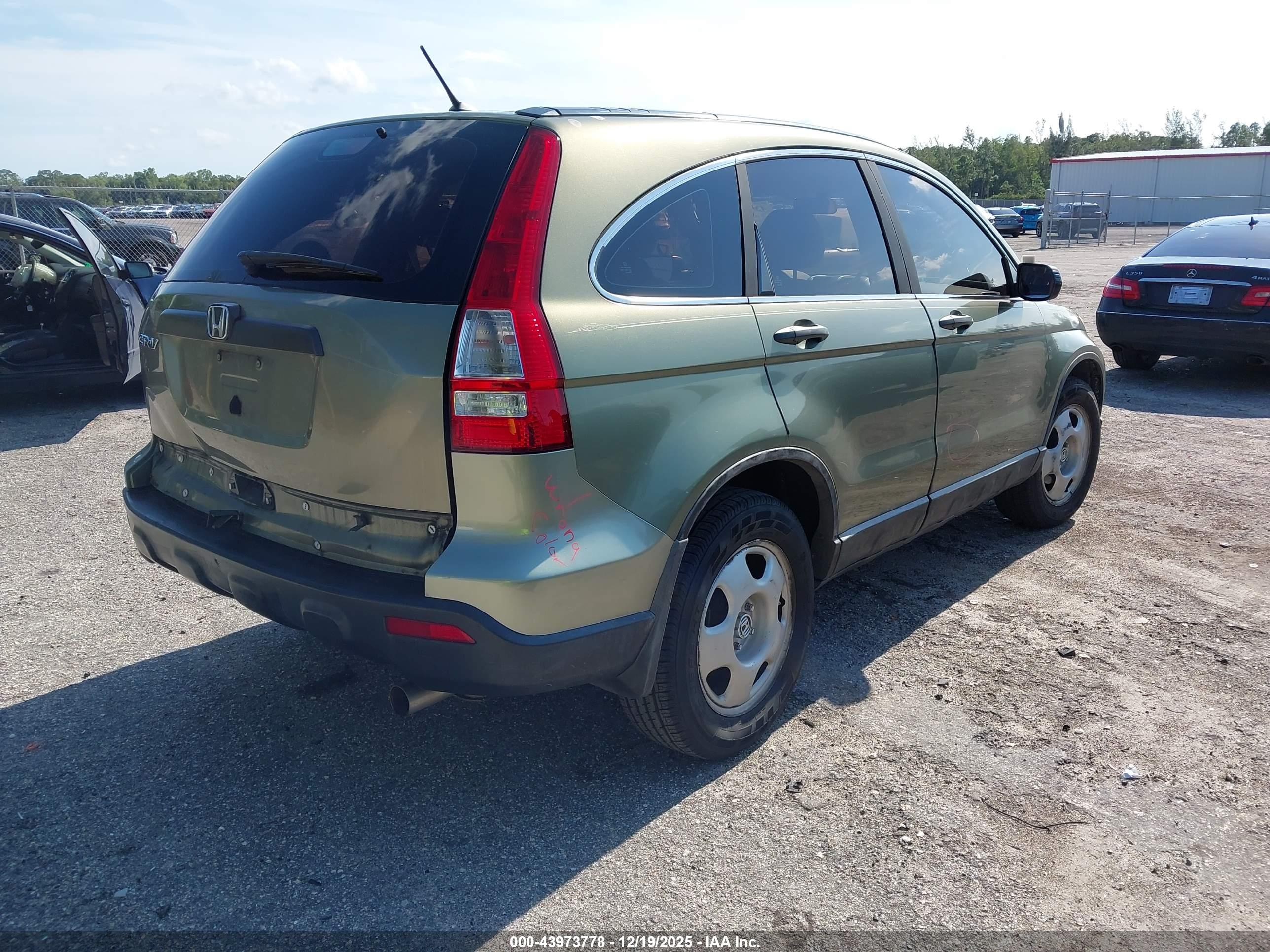 HONDA CR-V image 4