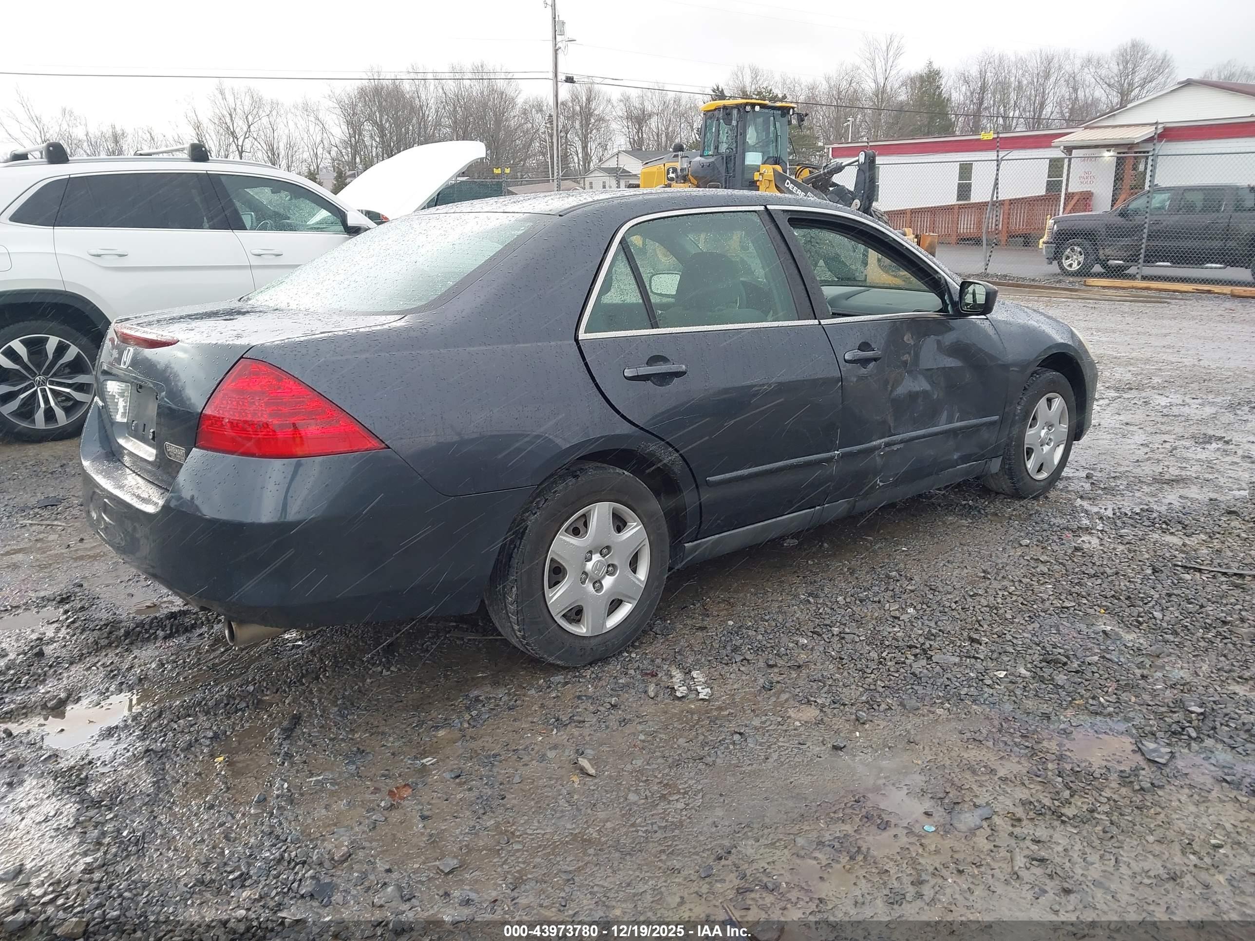 HONDA ACCORD image 4