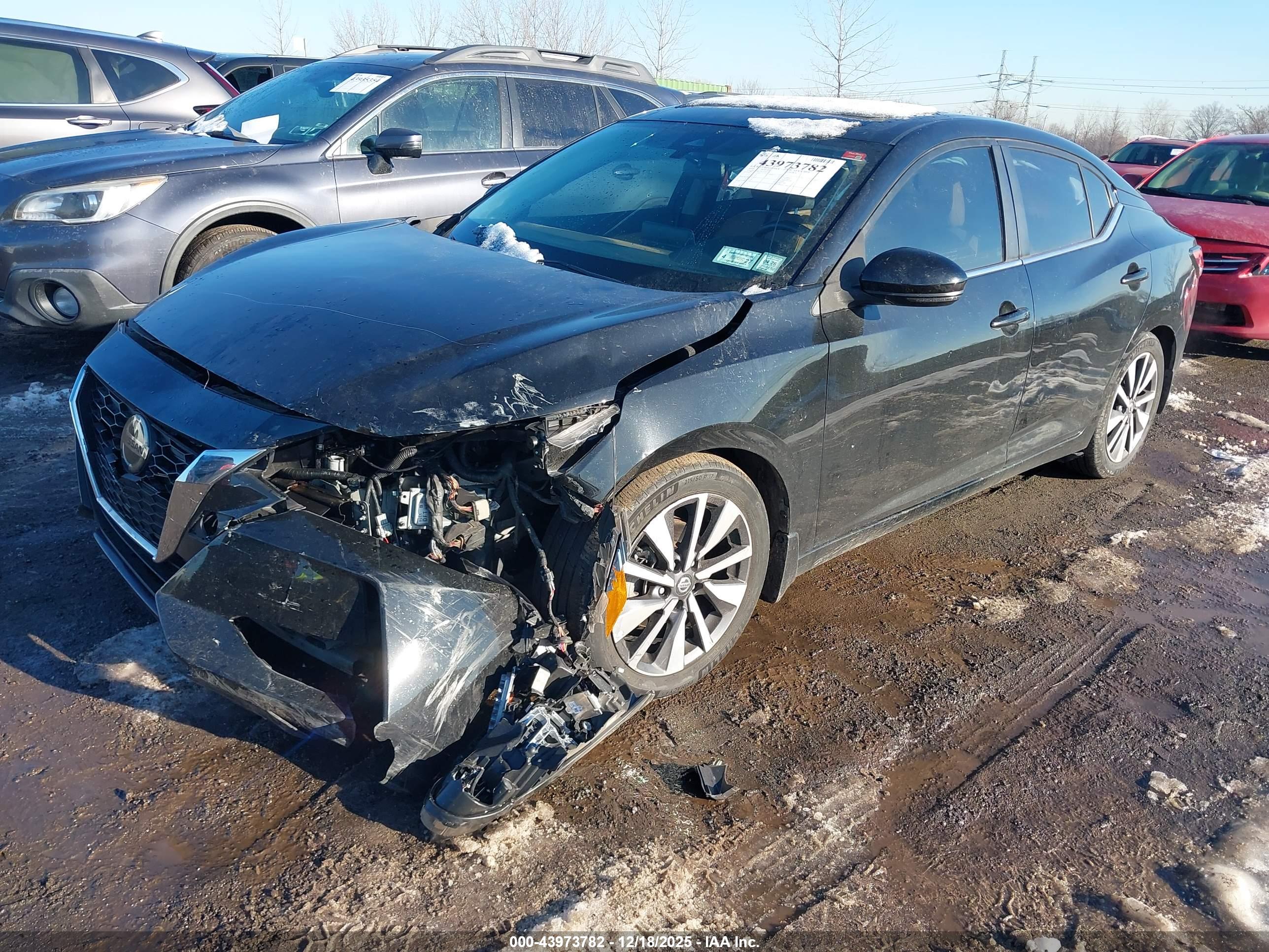NISSAN SENTRA image 2