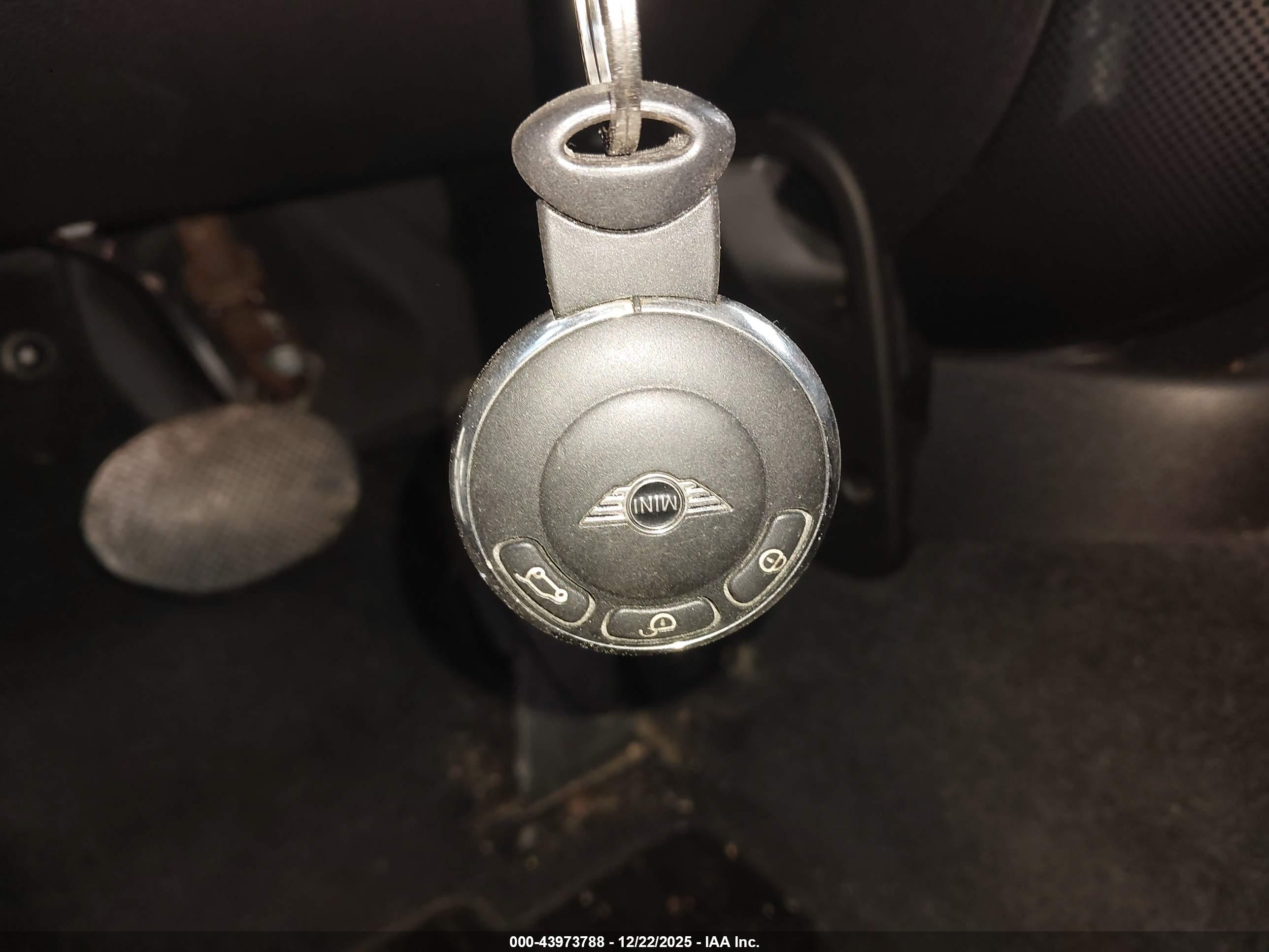 MINI COOPER image 11