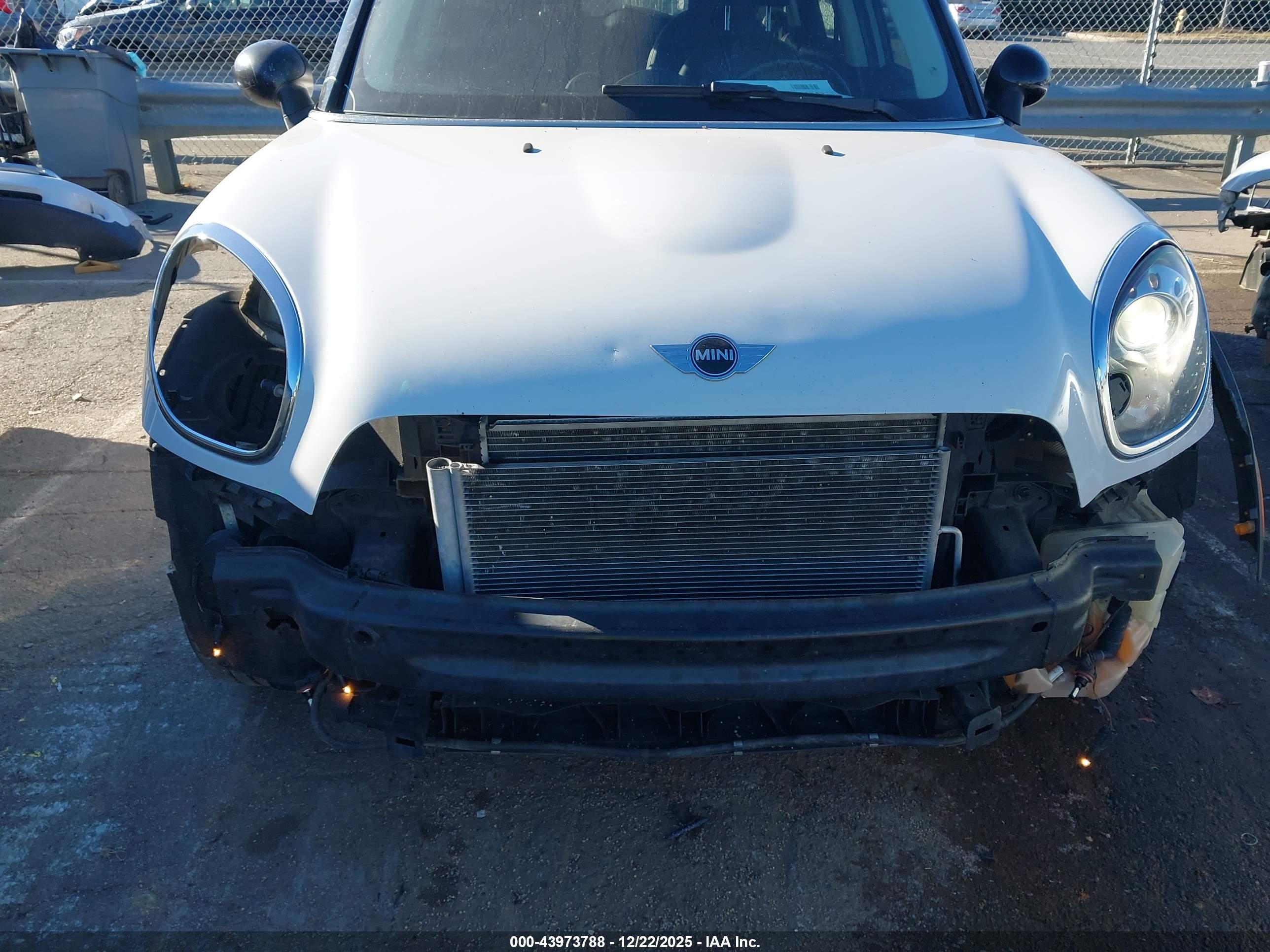 MINI COOPER image 6