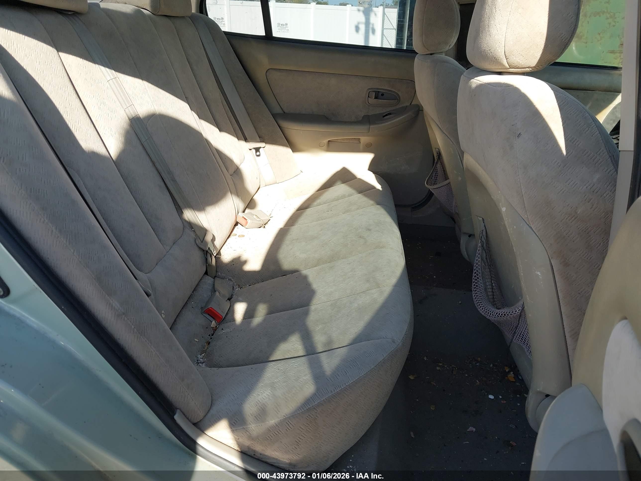 HYUNDAI ELANTRA image 8