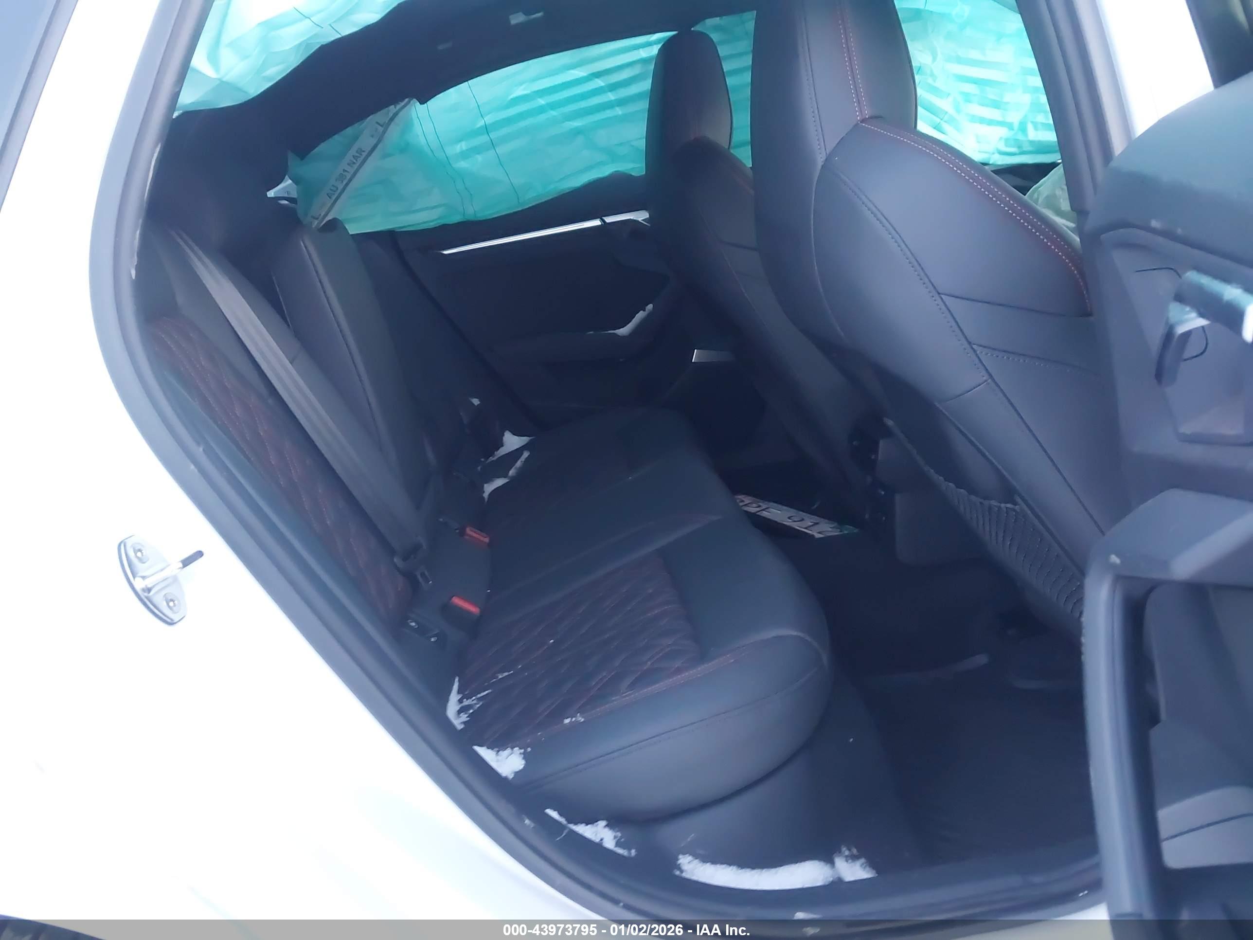 AUDI S3 image 8